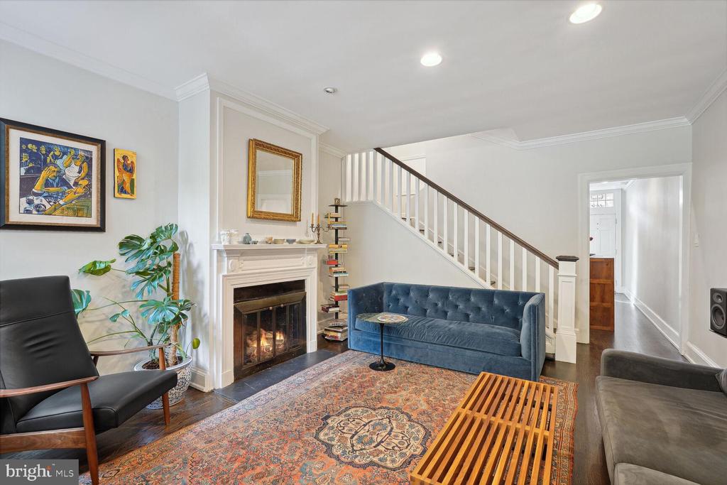 1427 35TH STREET NW