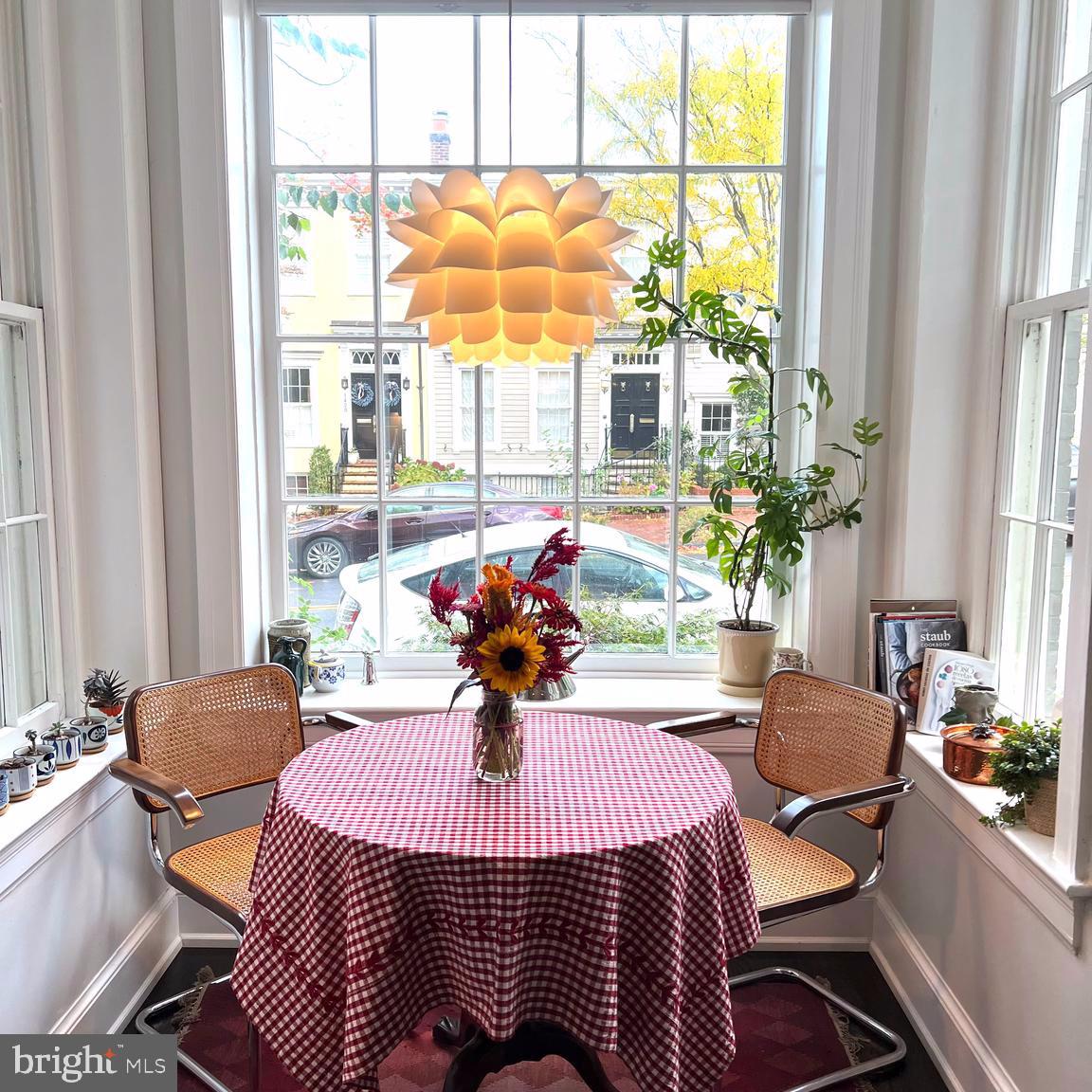 1427 35TH STREET NW