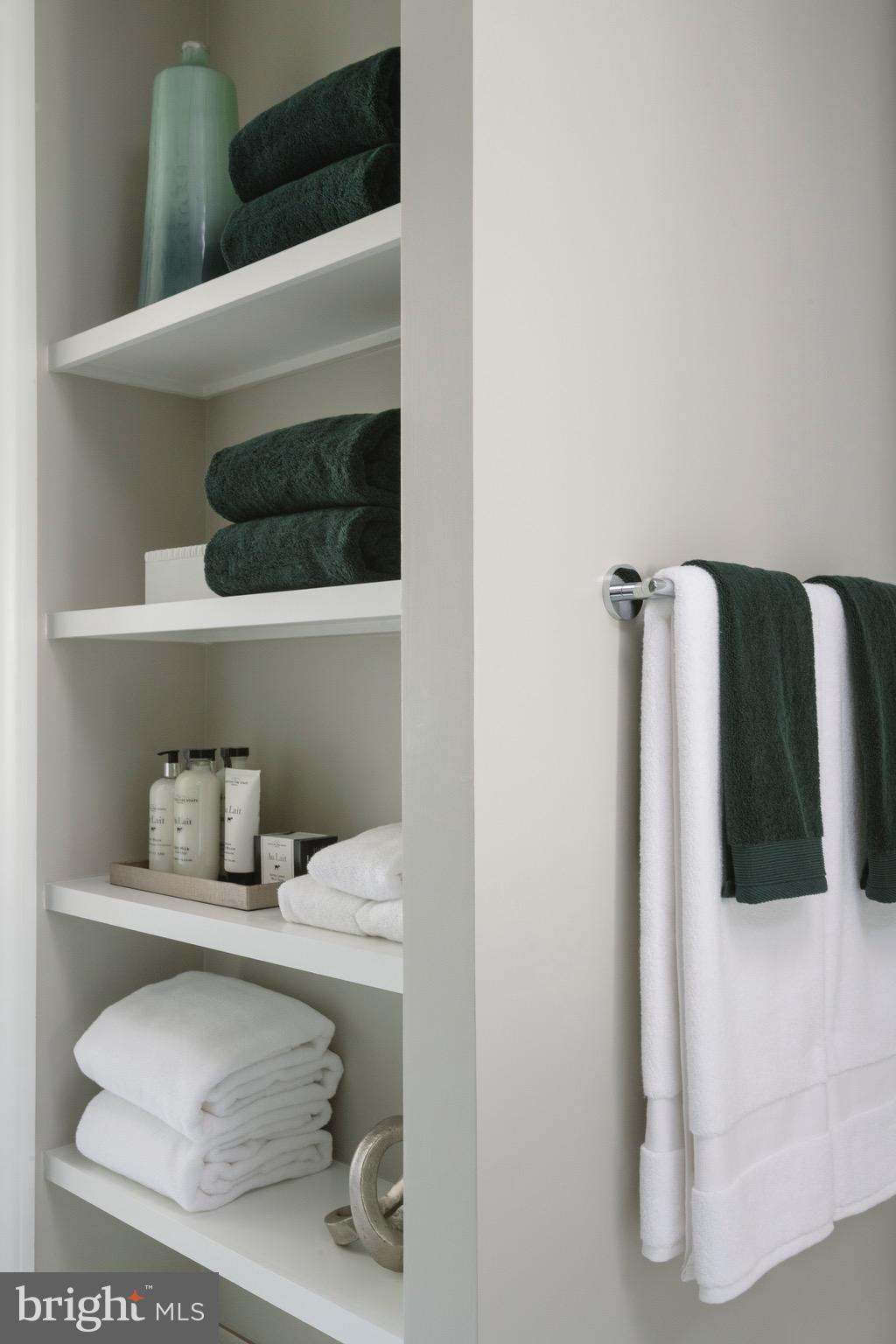 1331 MARYLAND AVE SW 239