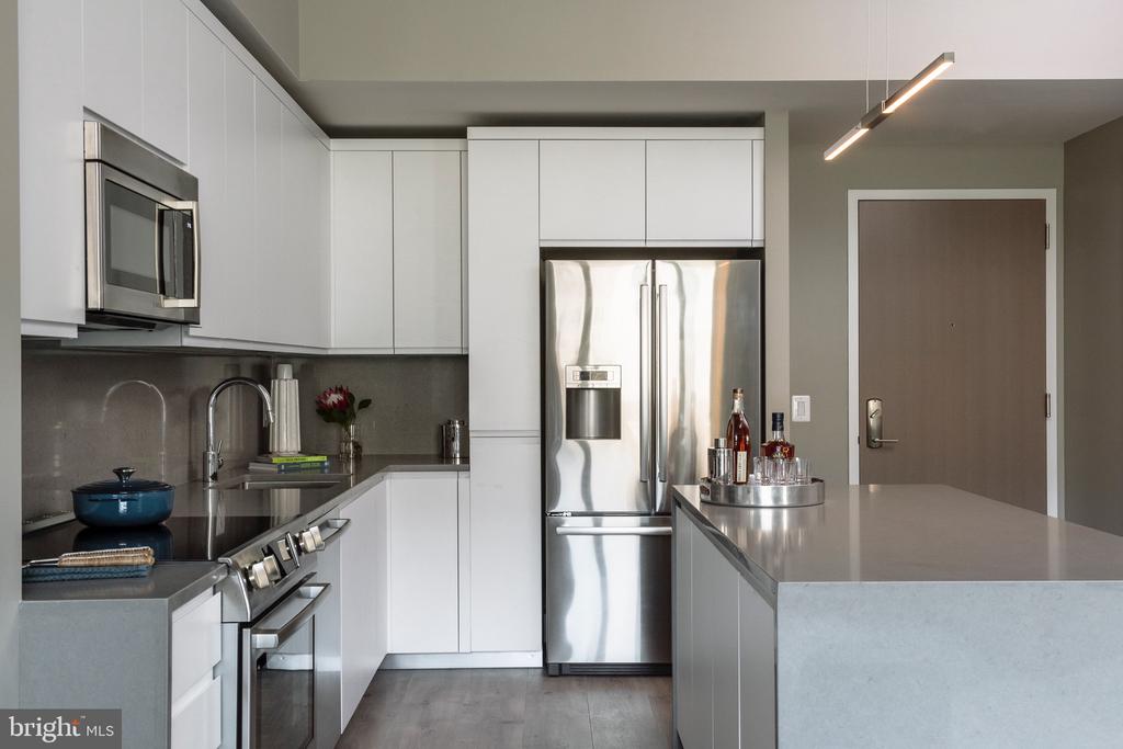 1331 MARYLAND AVE SW 335