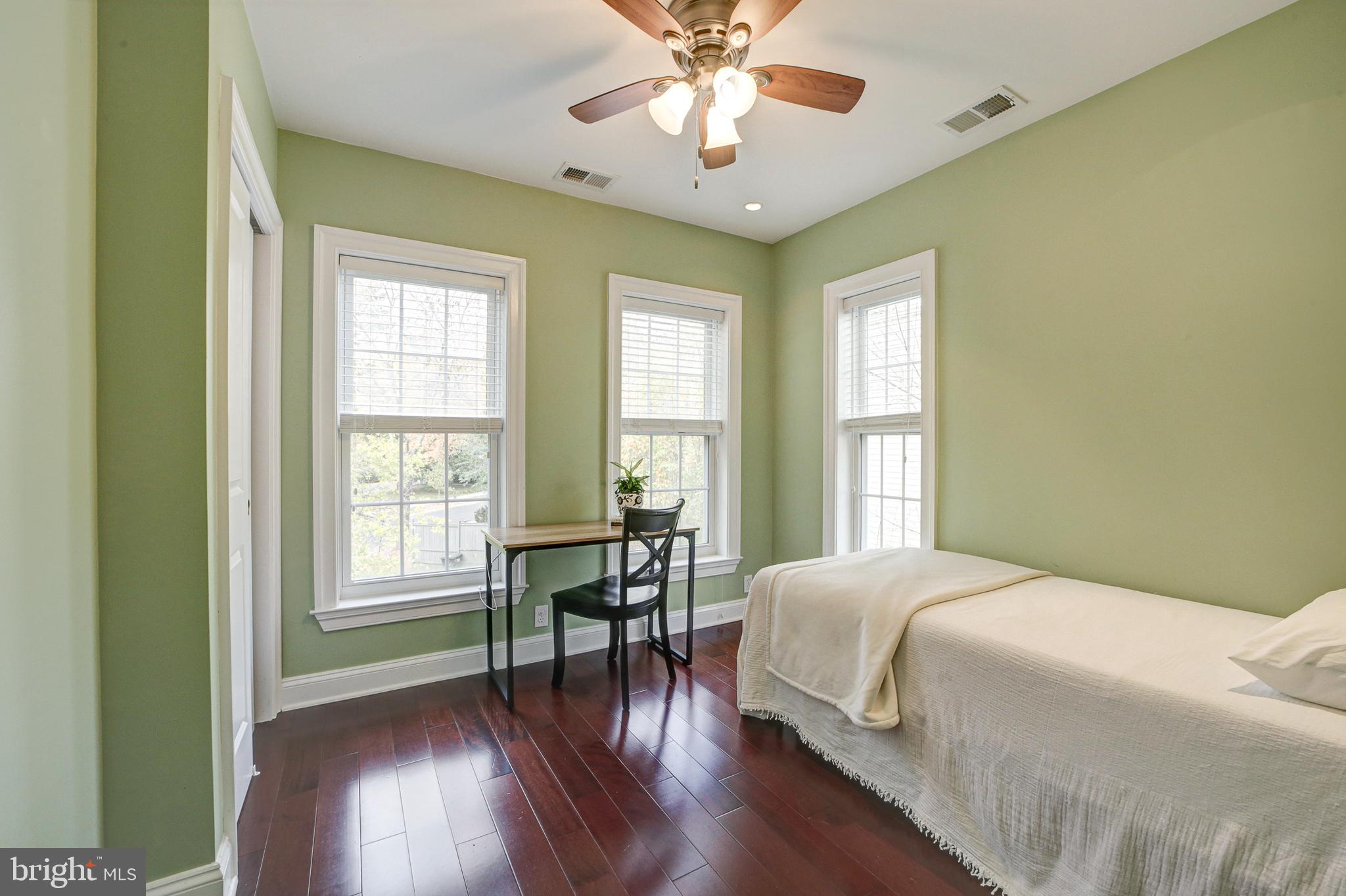 3925 FULTON STREET NW 4