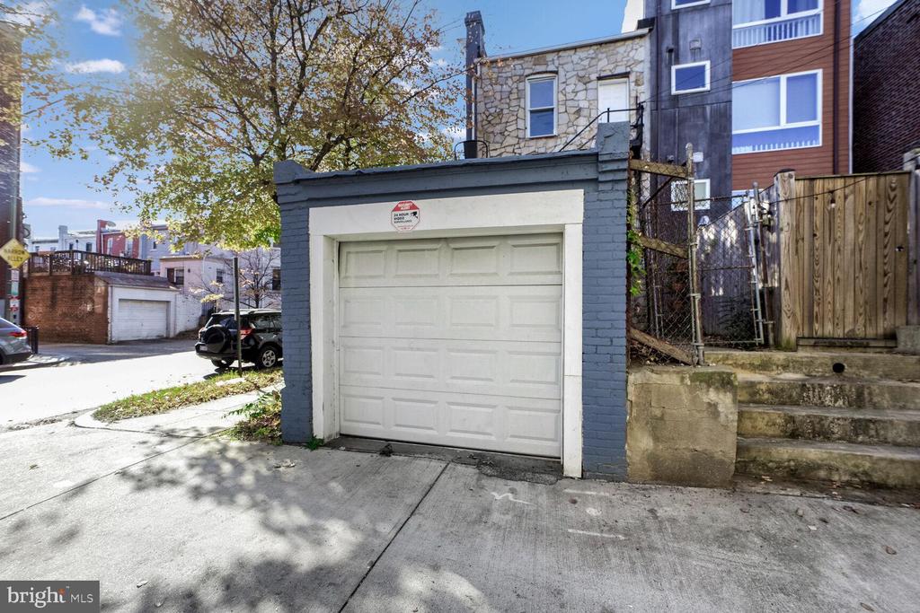 2801 11TH STREET NW 1