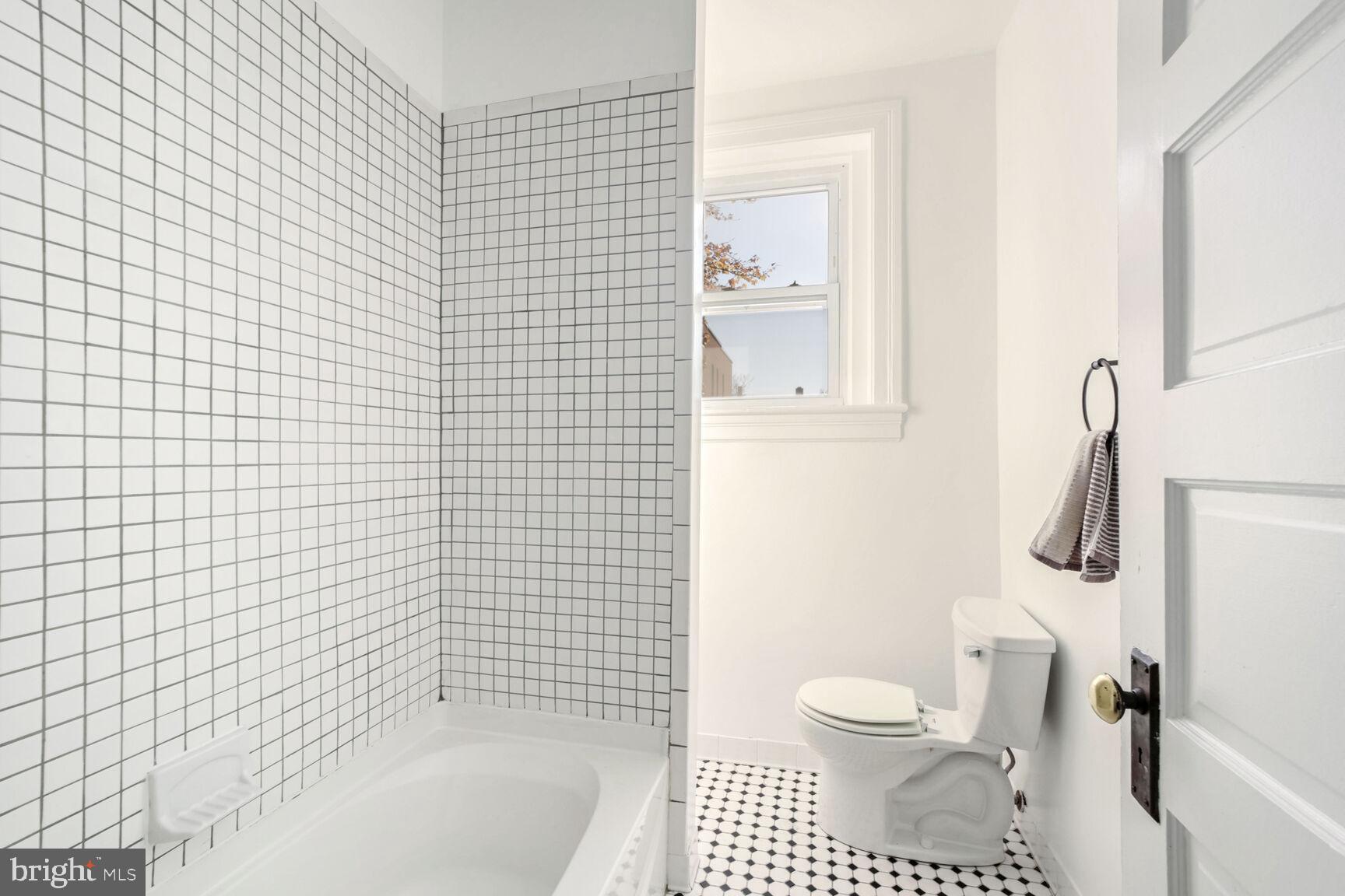 2801 11TH STREET NW 1