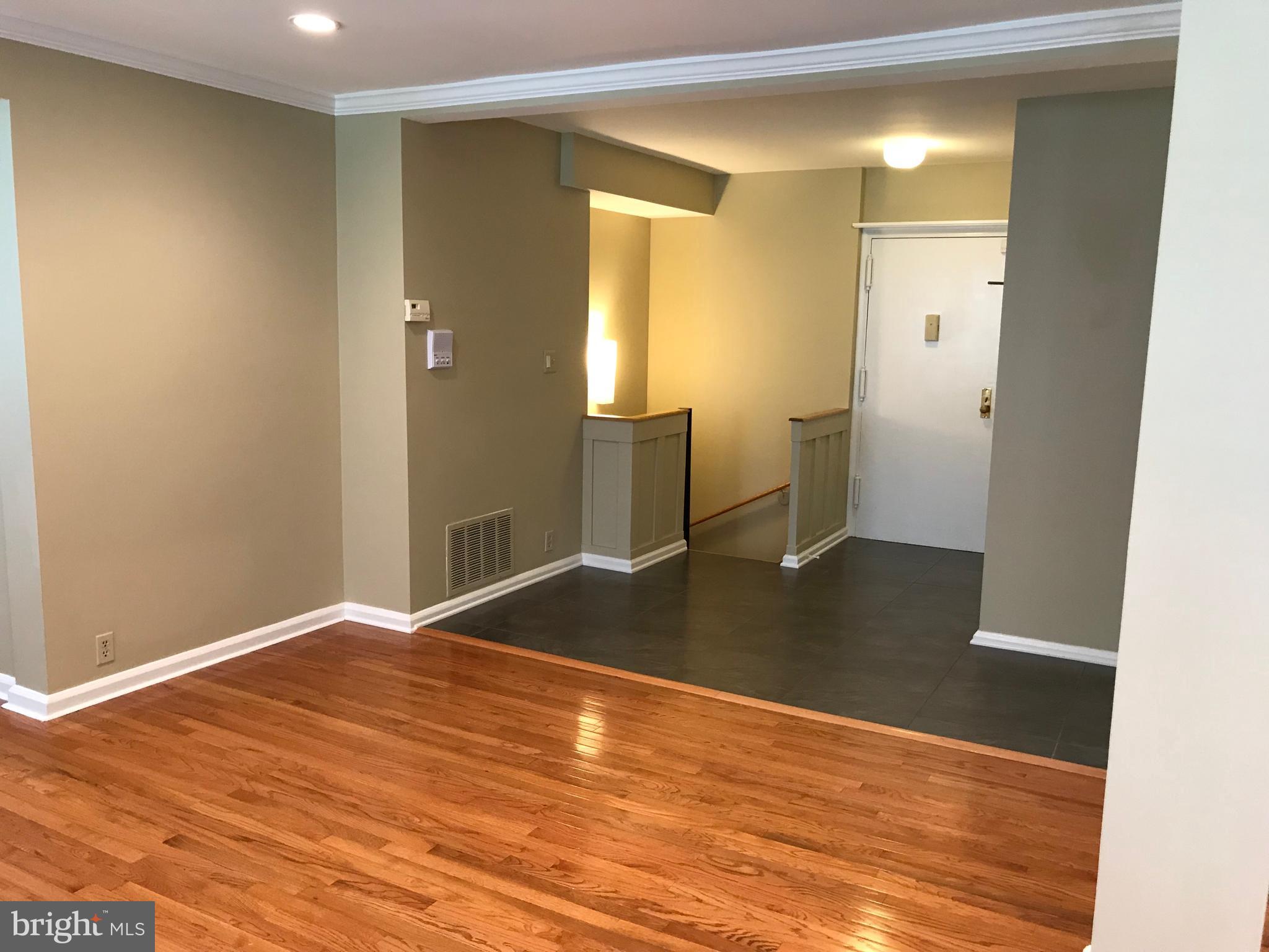 3881 PORTER STREET NW B296