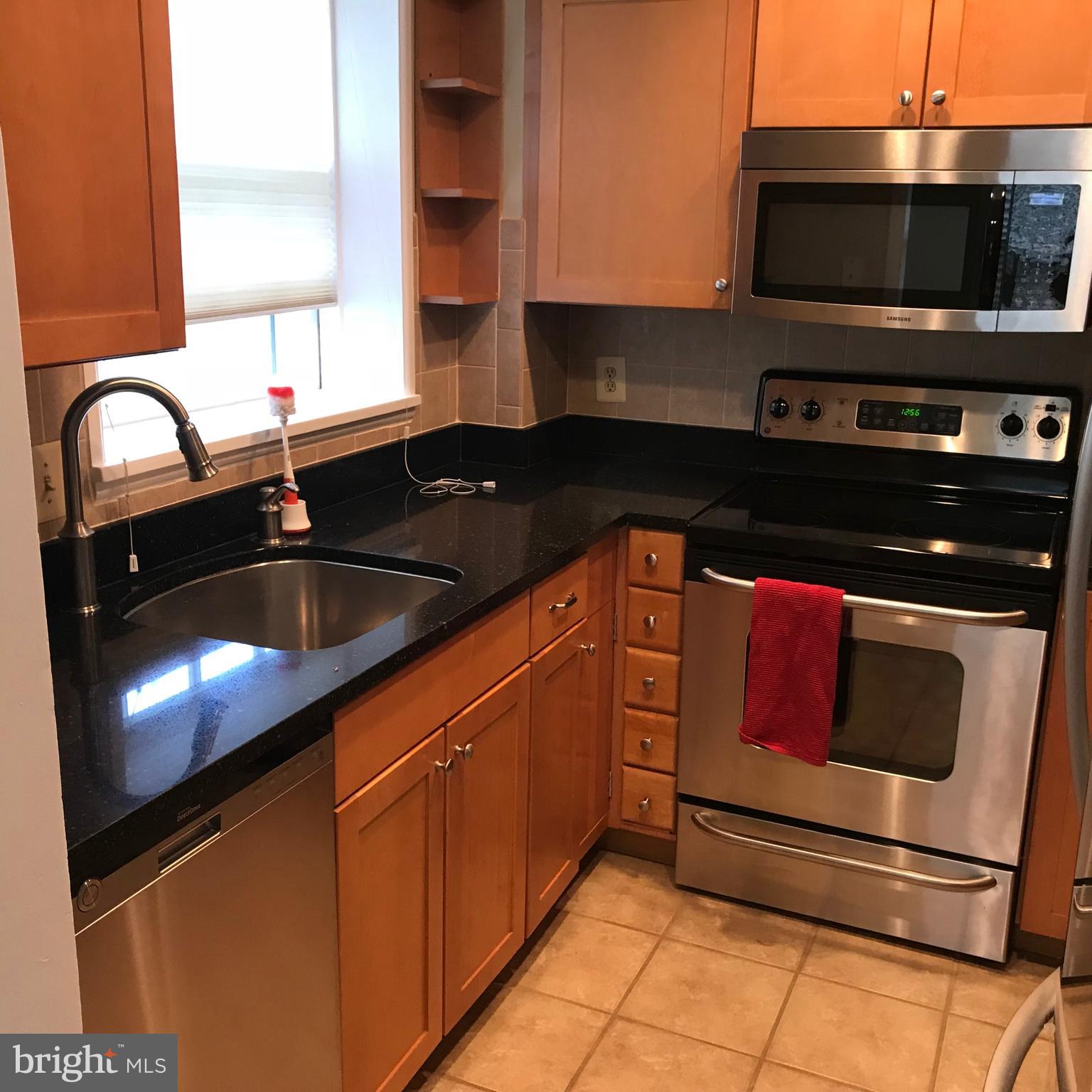 3881 PORTER STREET NW B296