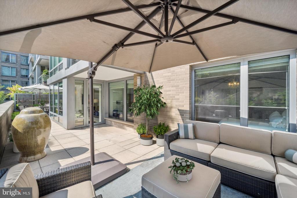 1111 23RD STREET NW 2E