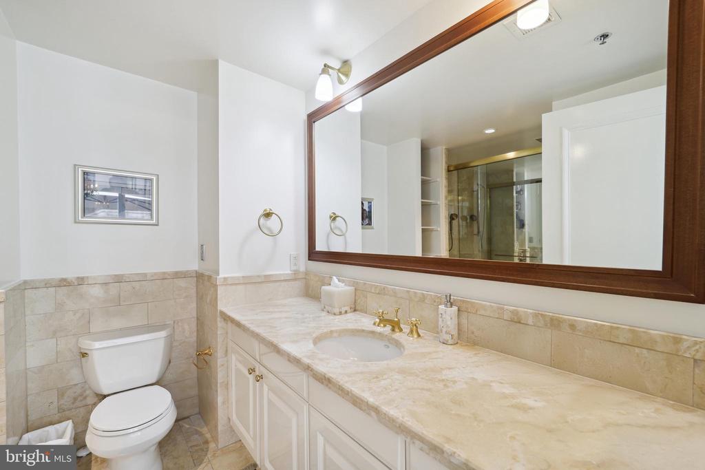 1111 23RD STREET NW 2E