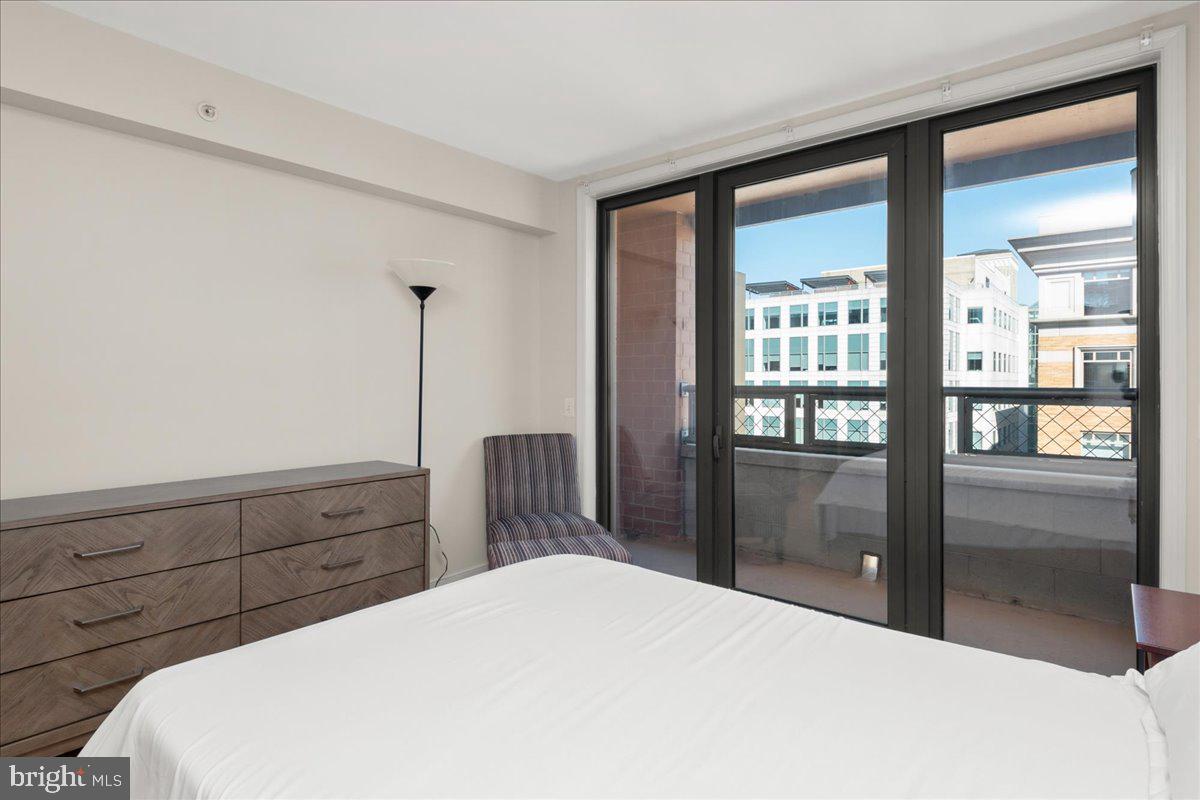 616 E STREET NW 1120