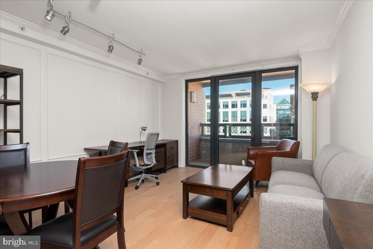 616 E STREET NW 1120