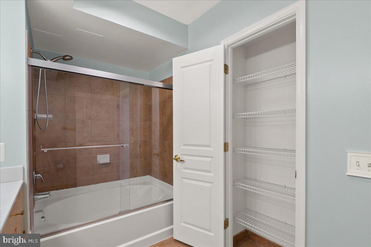 616 E STREET NW 1120