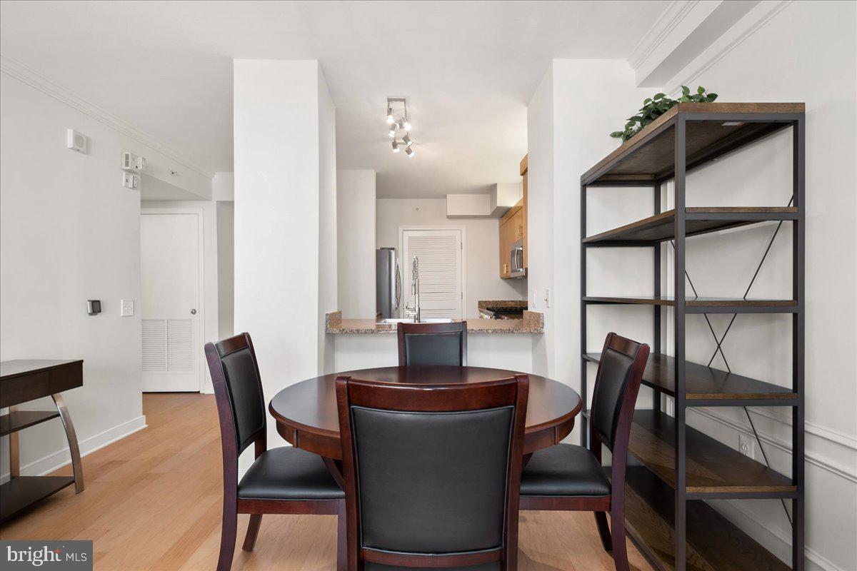 616 E STREET NW 1120