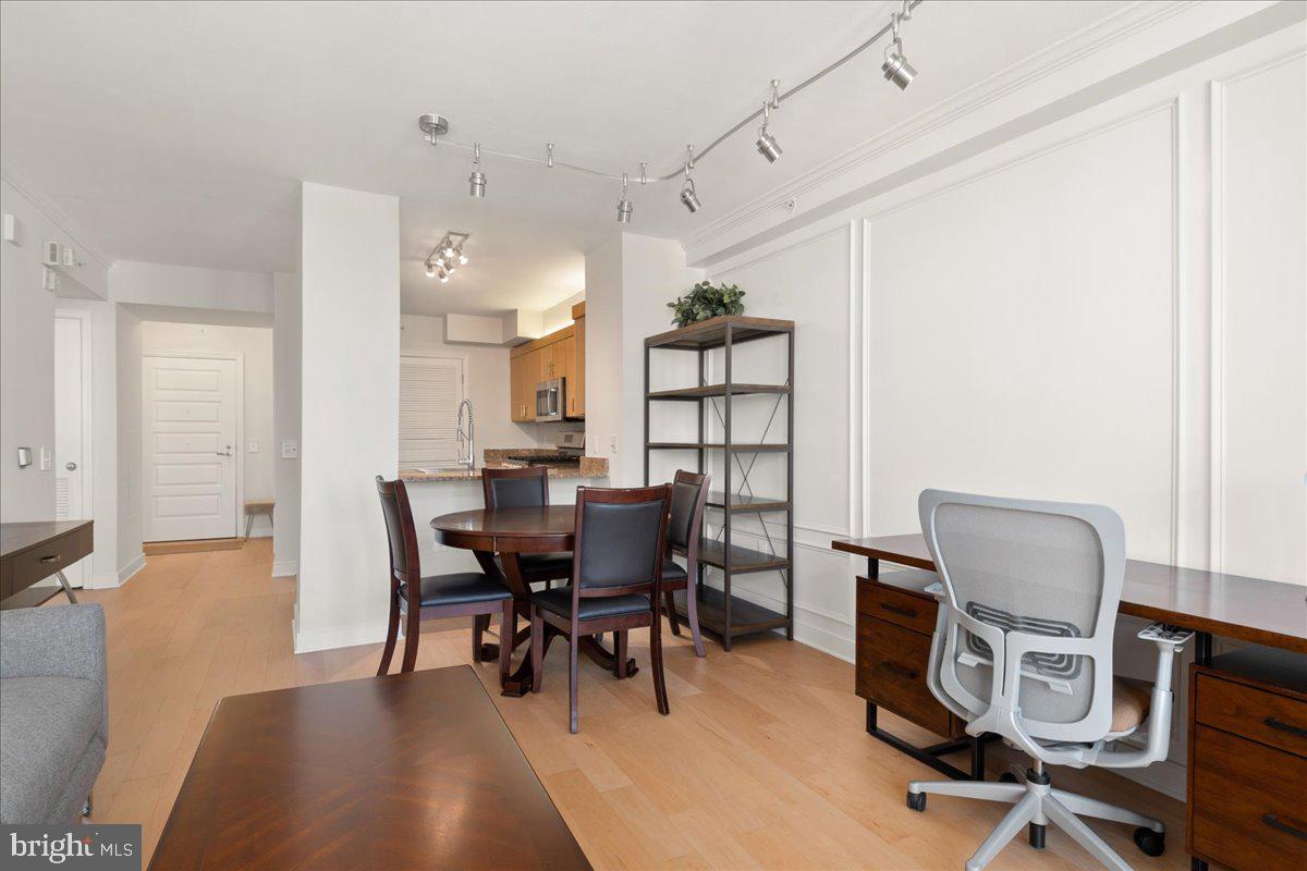 616 E STREET NW 1120