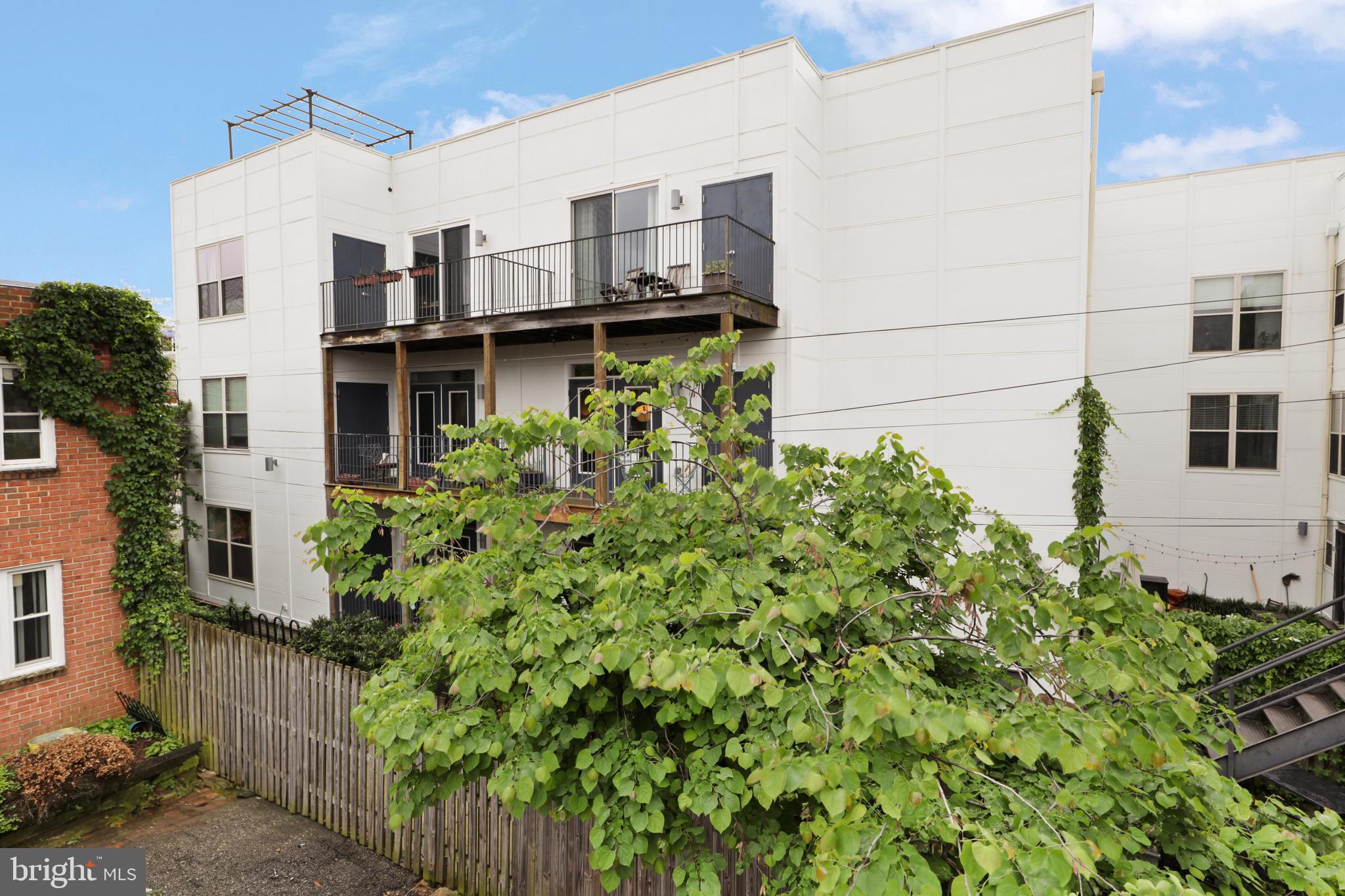 610 NEWTON PLACE NW 3