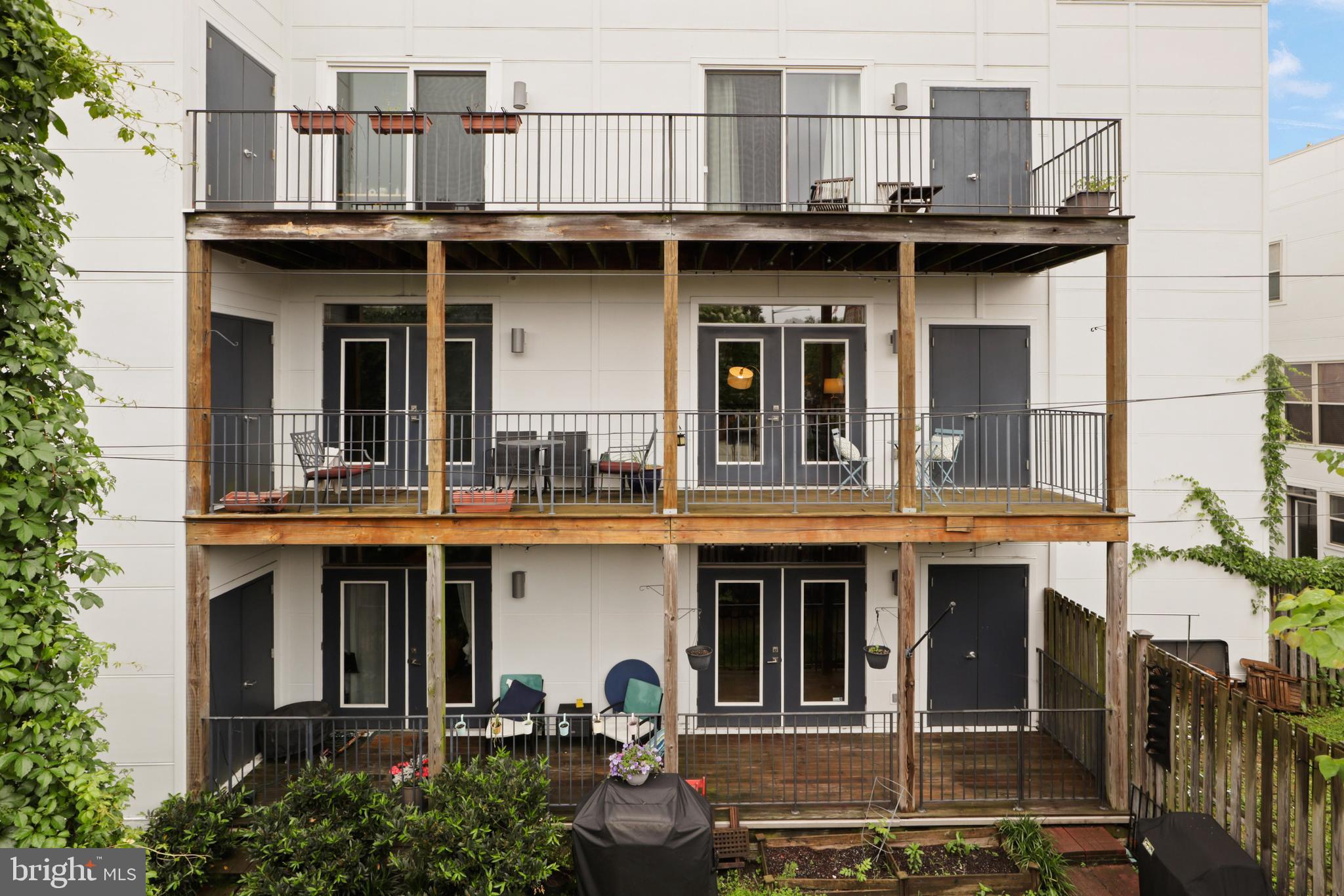 610 NEWTON PLACE NW 3