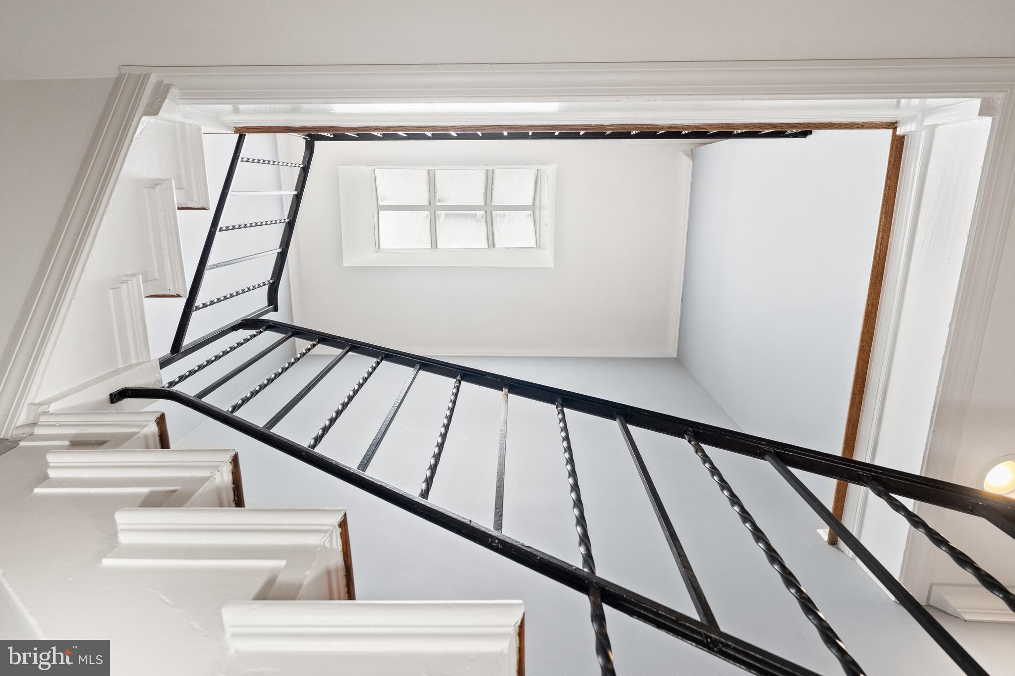 1624 19TH STREET NW PH-301