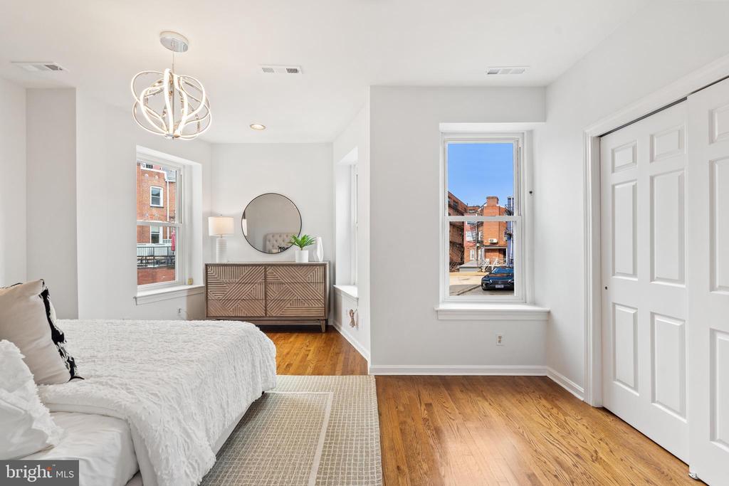 1624 19TH STREET NW PH-301