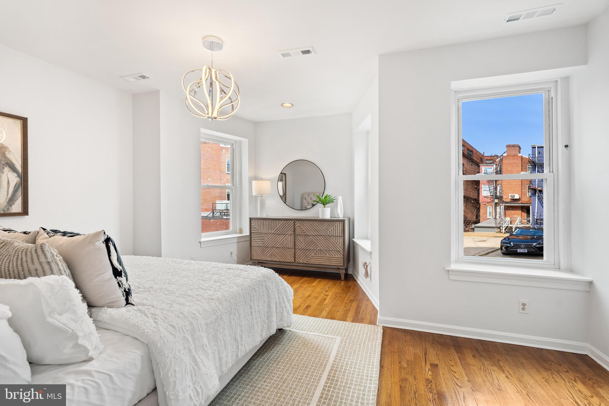 1624 19TH STREET NW PH-301