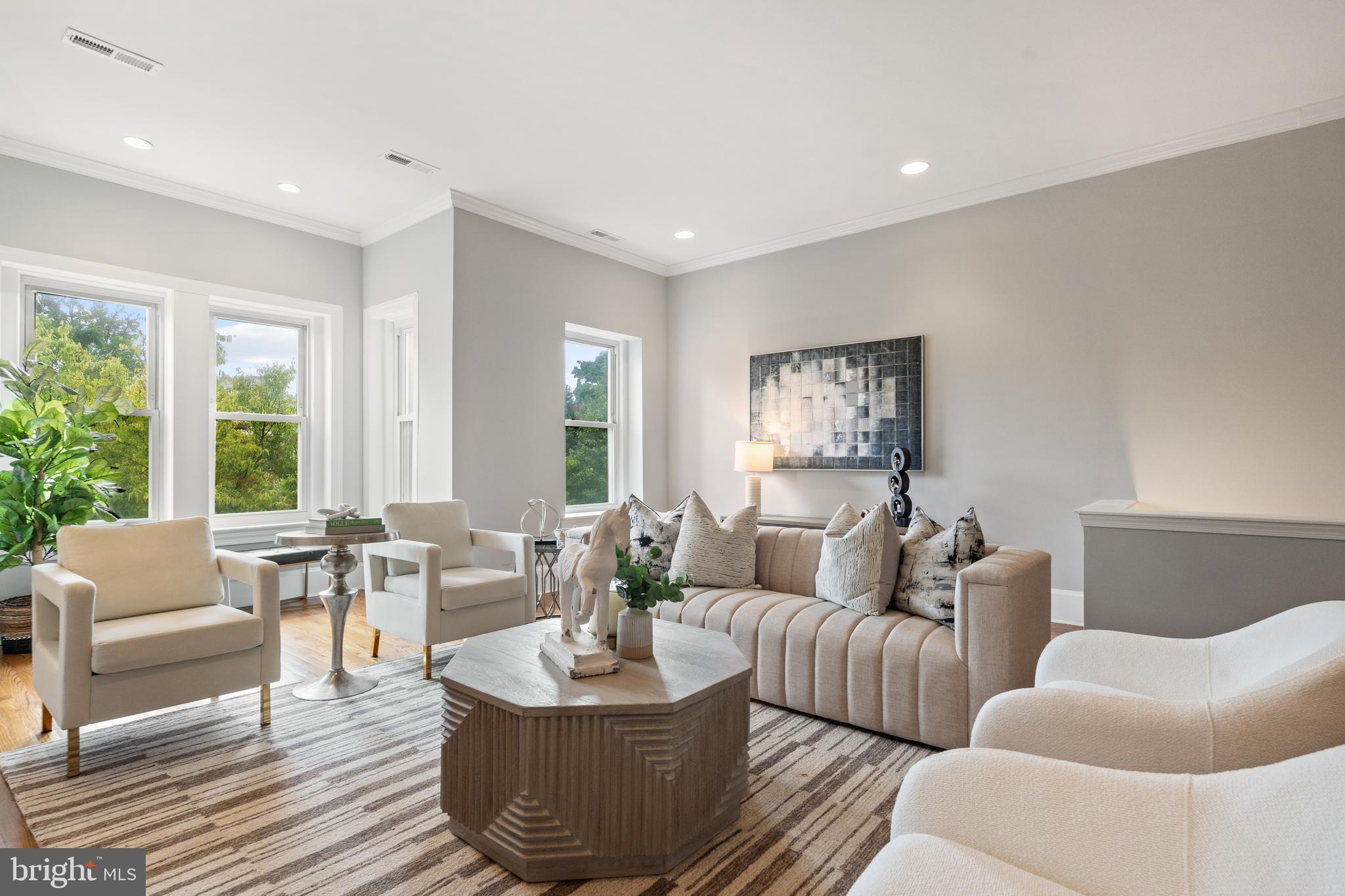 1624 19TH STREET NW PH-301