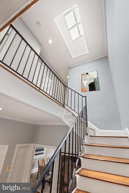 1624 19TH STREET NW PH-301