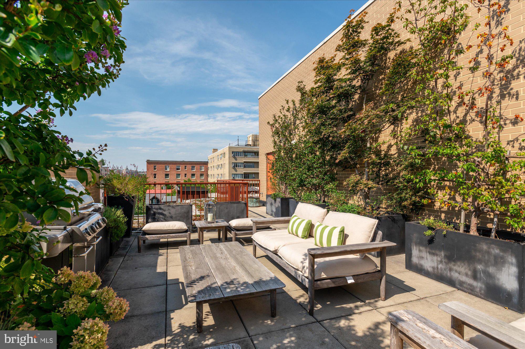 2120 WYOMING AVENUE NW 3