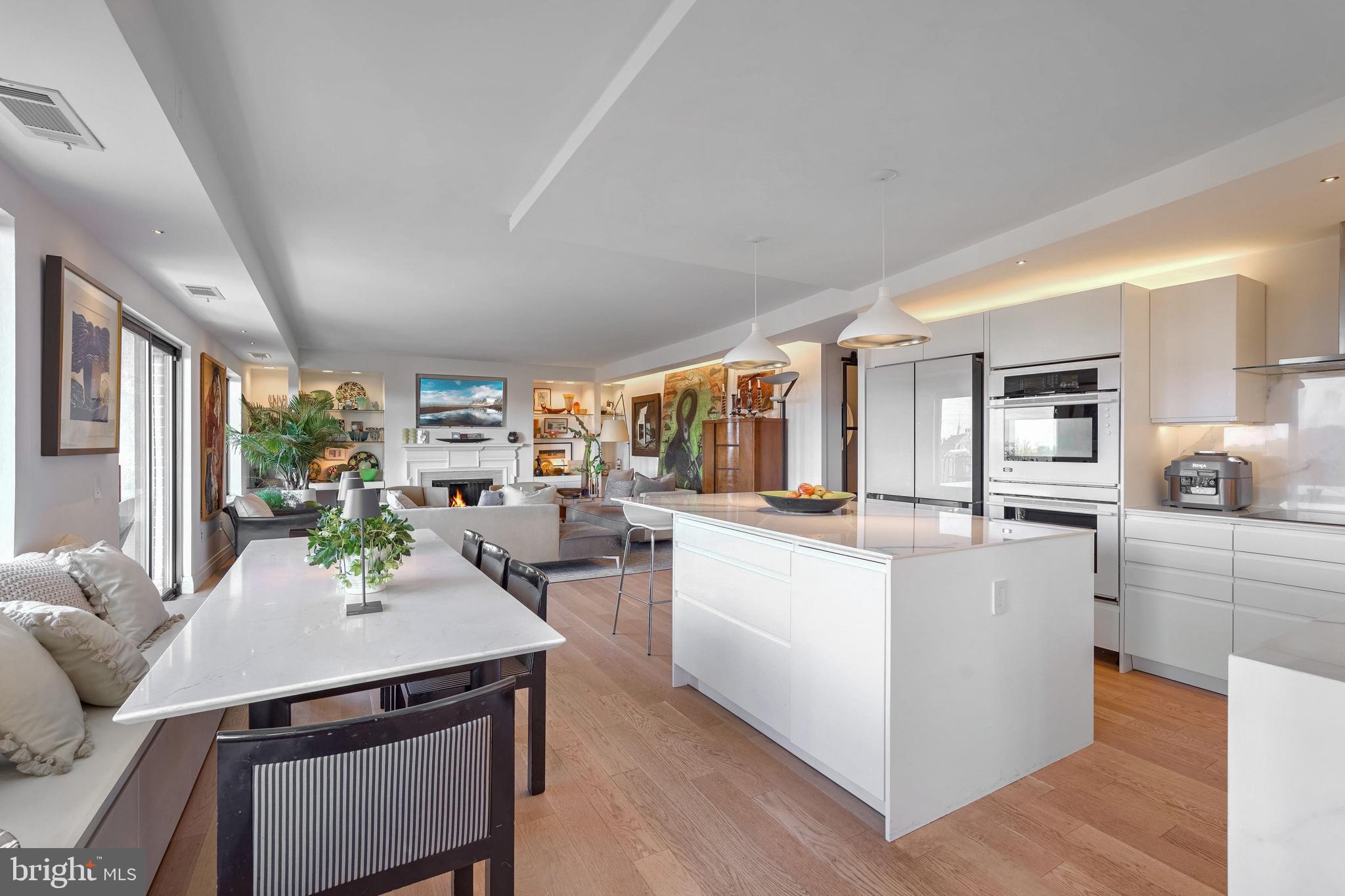 3101 NEW MEXICO AVENUE NW 1102