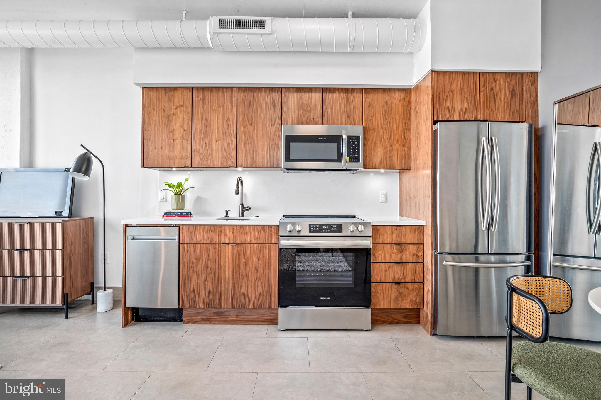 1133 14TH STREET NW 1205