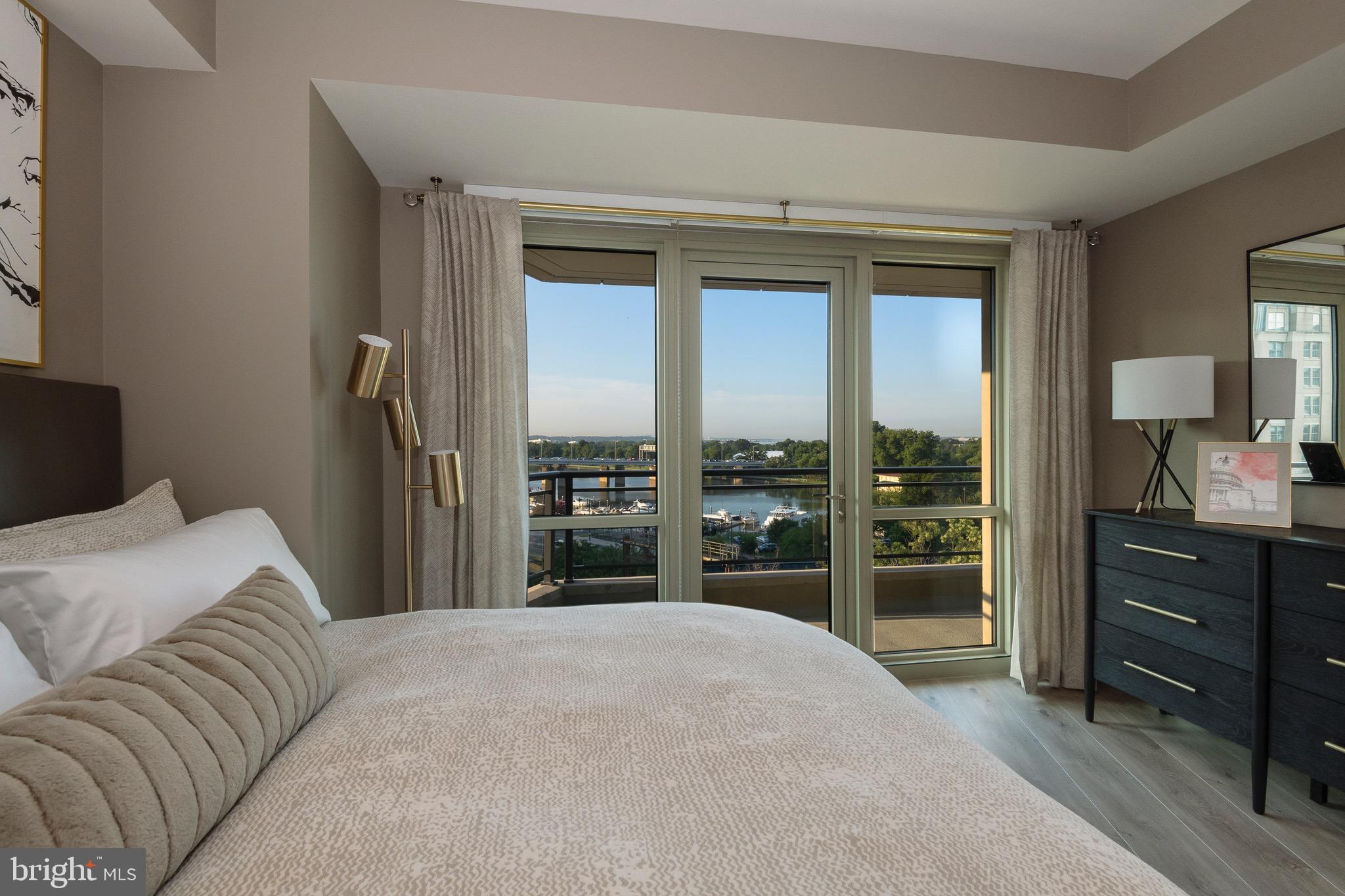 1331 MARYLAND AVE SW 1223/ VARIES