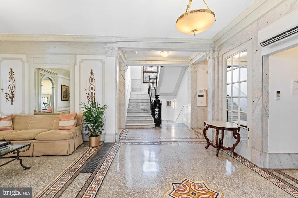 2205 CALIFORNIA STREET NW 204