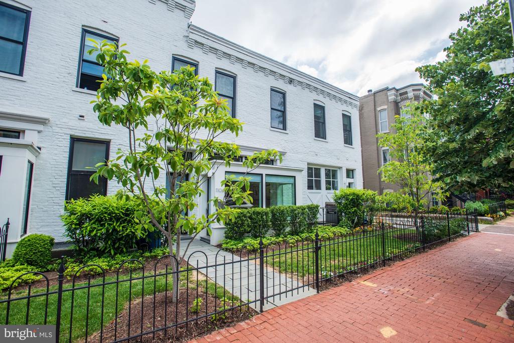 1106 T STREET NW