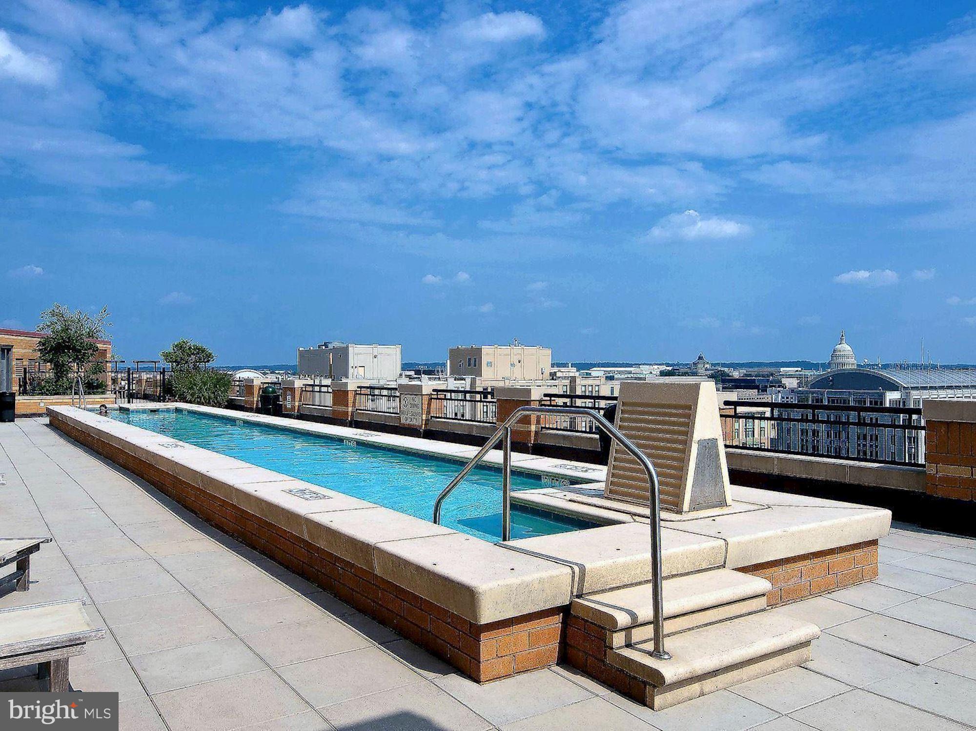 400 MASSACHUSETTS AVENUE NW 823