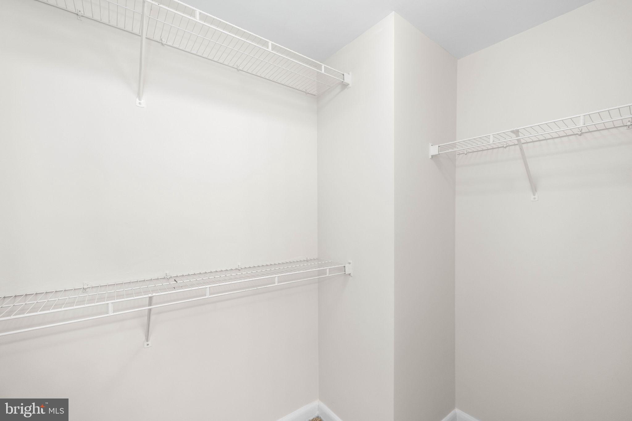 400 MASSACHUSETTS AVENUE NW 823