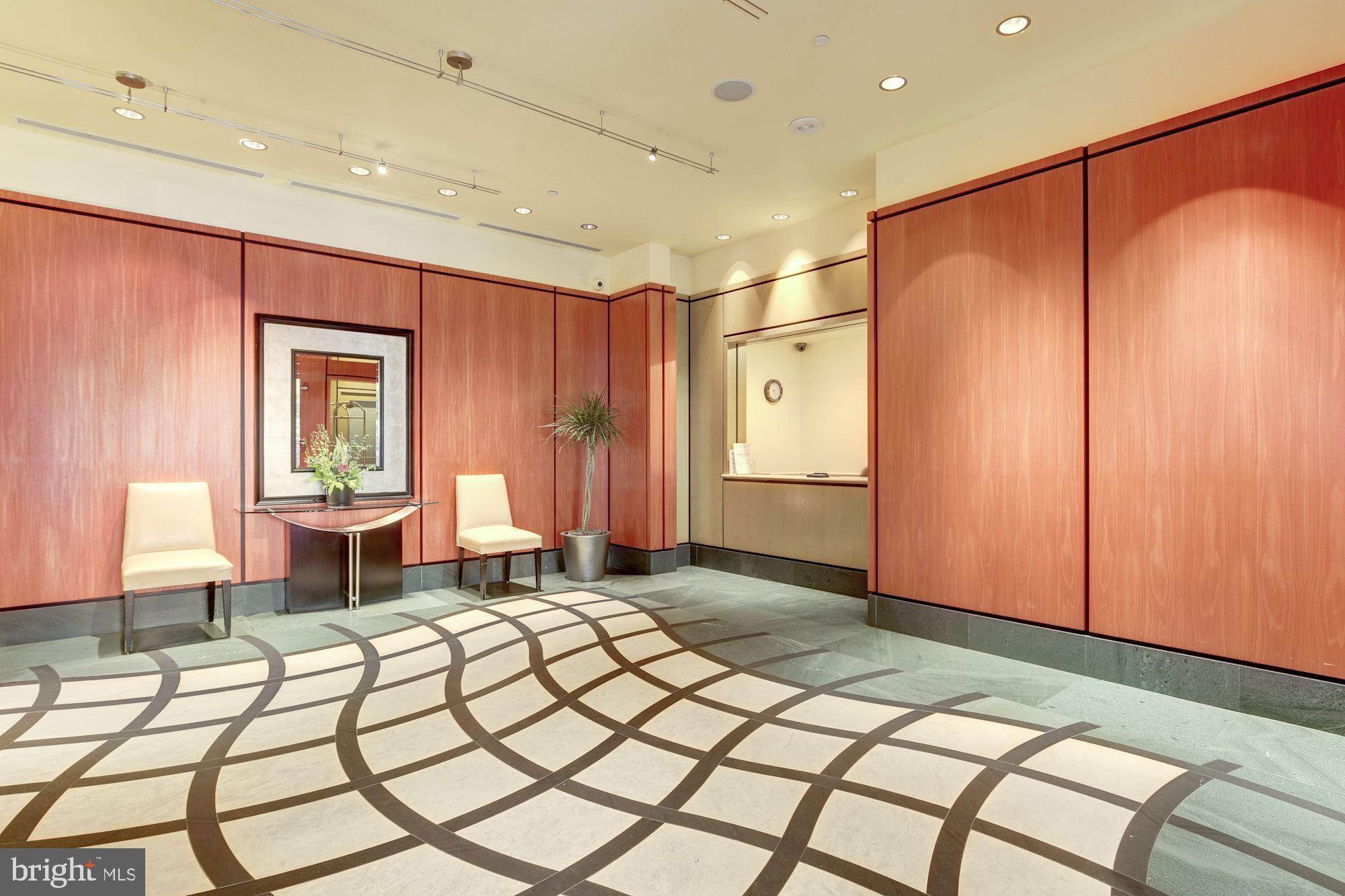 400 MASSACHUSETTS AVENUE NW 823