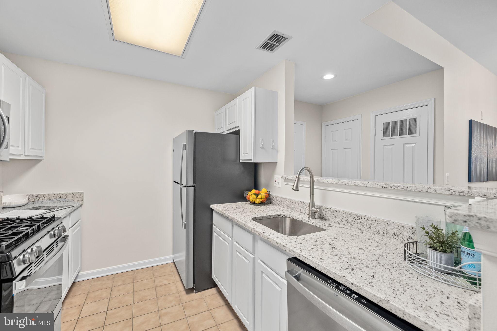 2001 12TH STREET NW 208