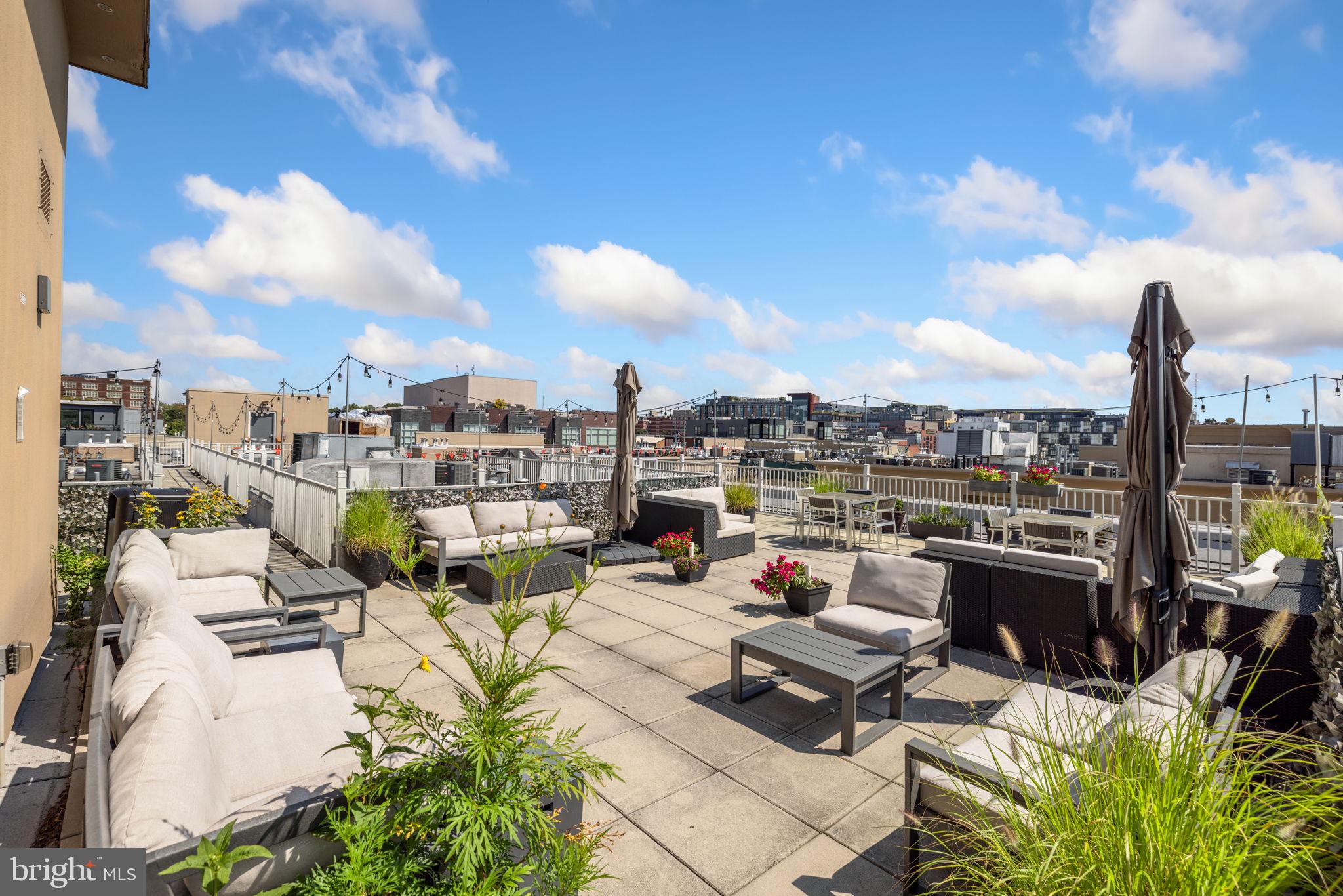 2001 12TH STREET NW 208