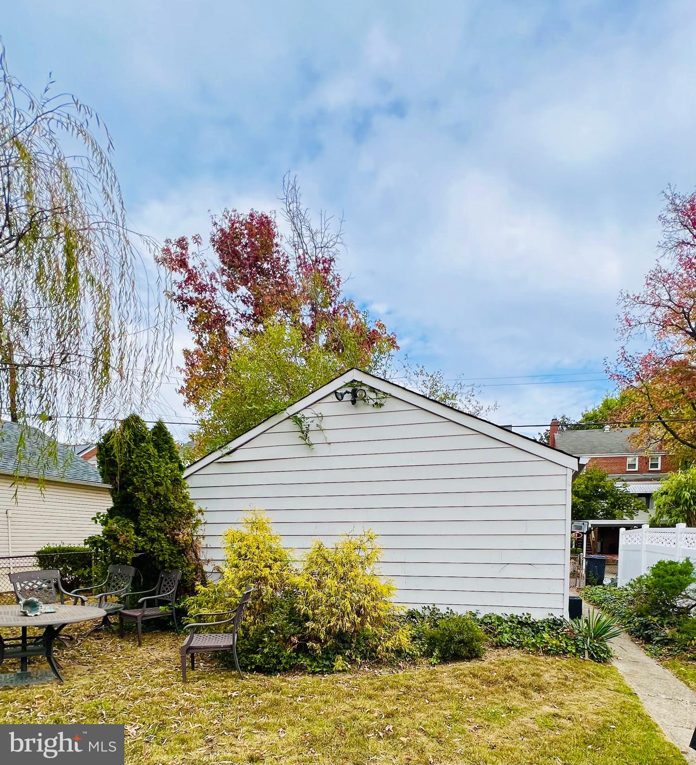 4833 QUEENS CHAPEL TERRACE NE