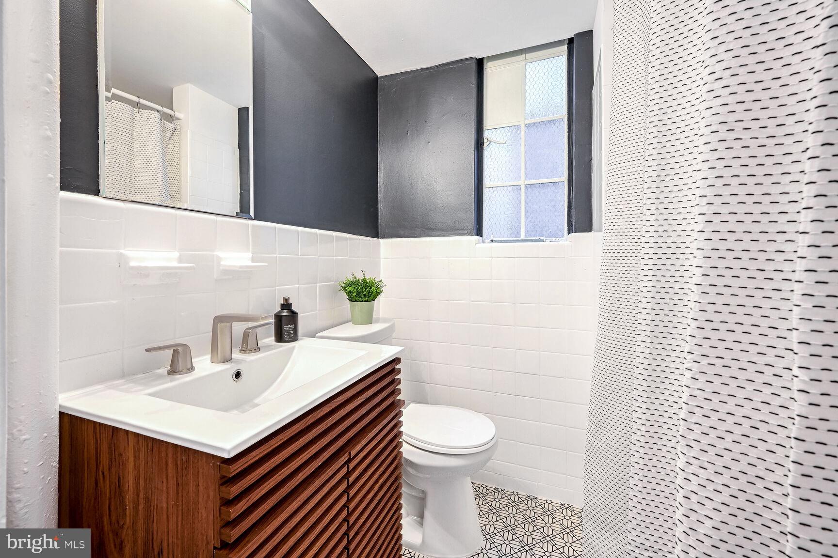 2032 BELMONT ROAD 2040 NW 510