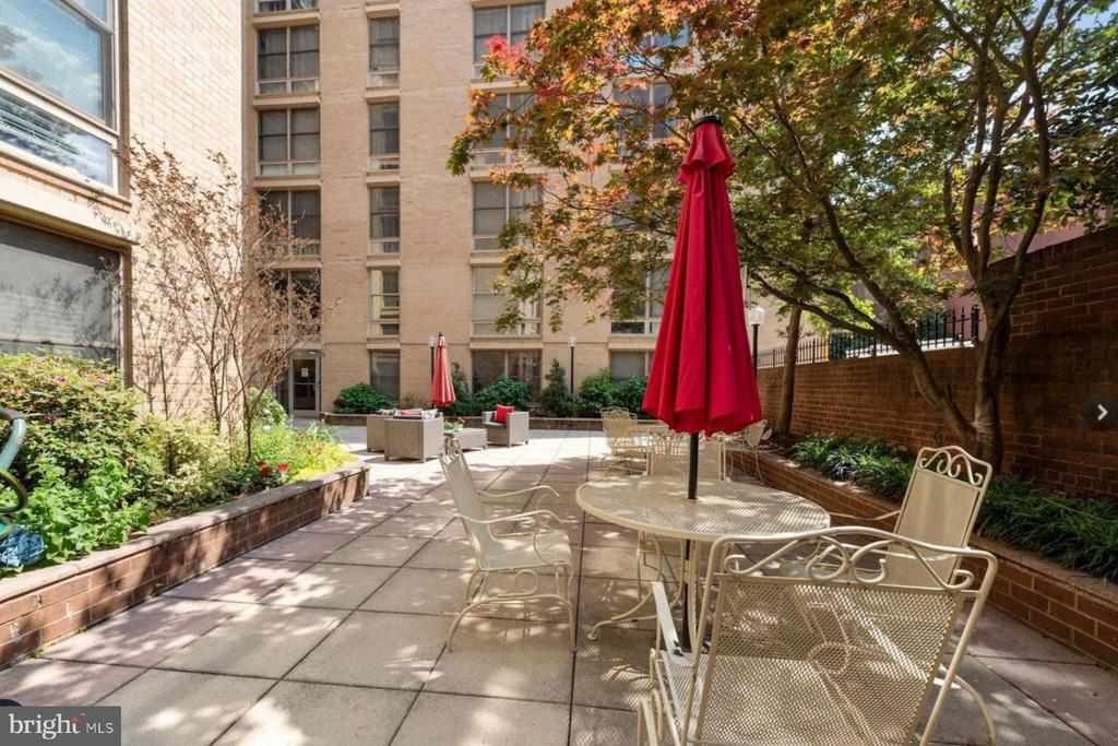 1260 21ST STREET NW 208