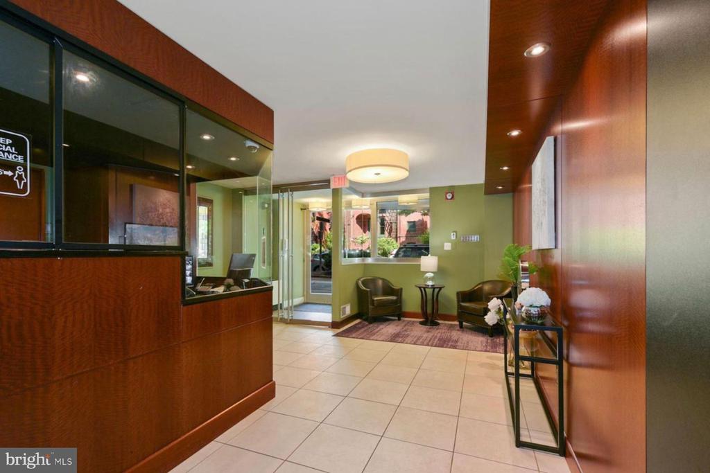 1260 21ST STREET NW 208