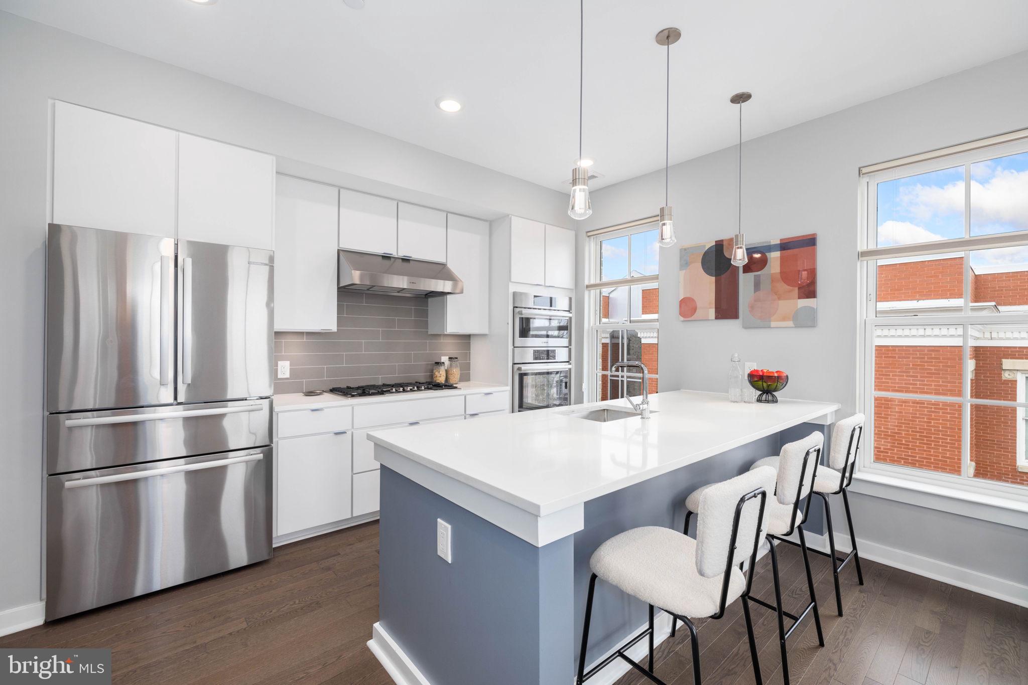 300 8TH STREET NE 402
