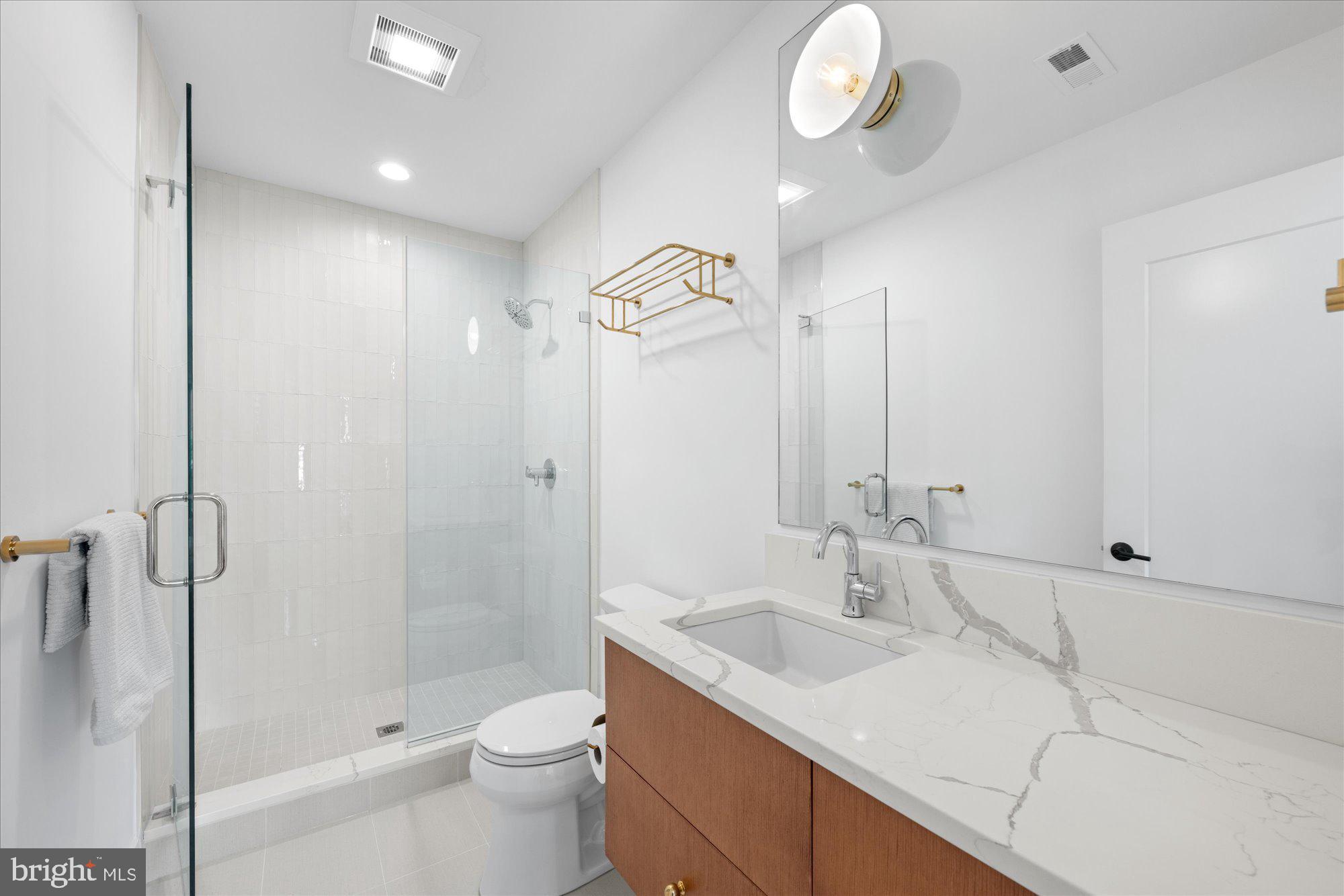 1512 6TH NW 2