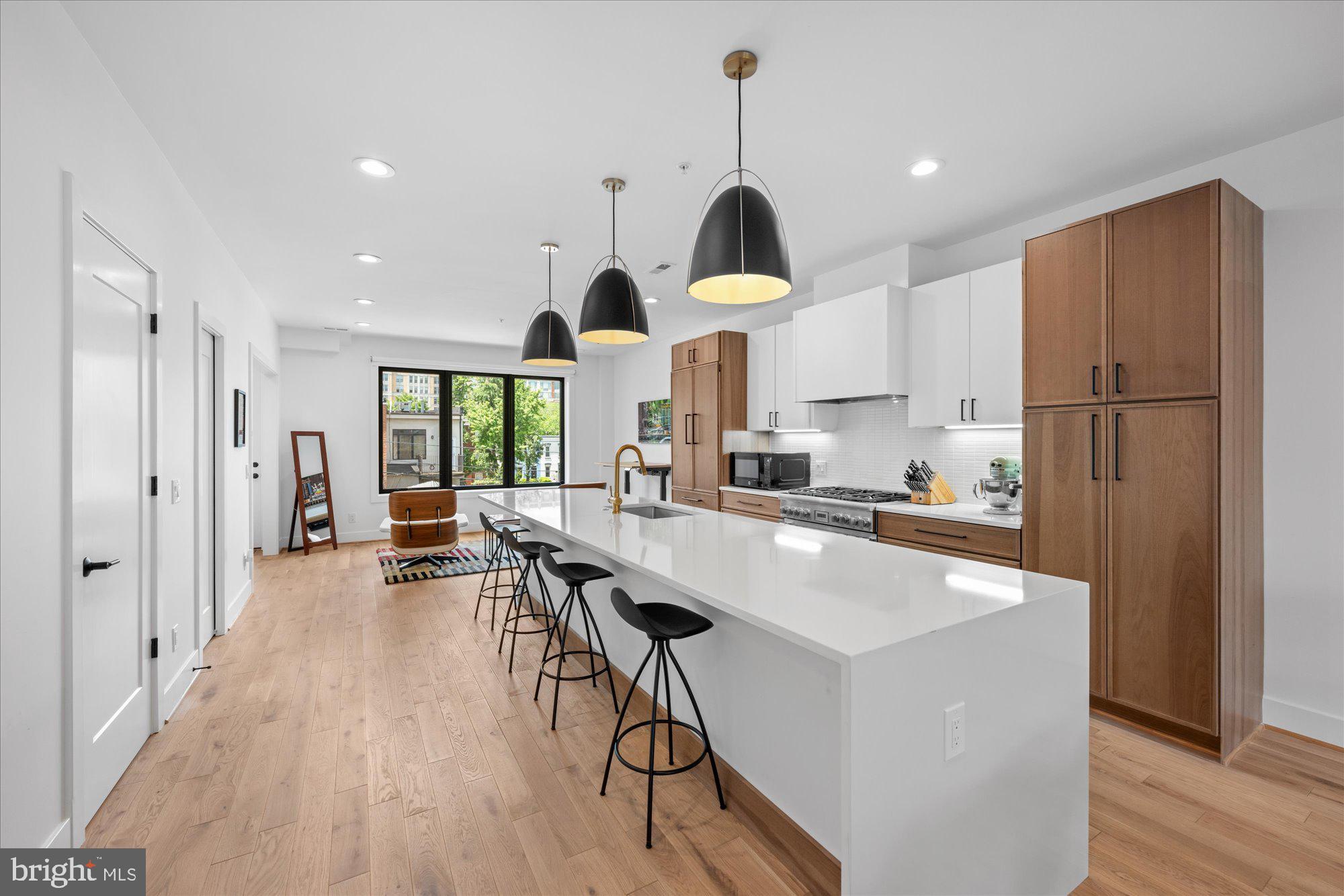 1512 6TH NW 2