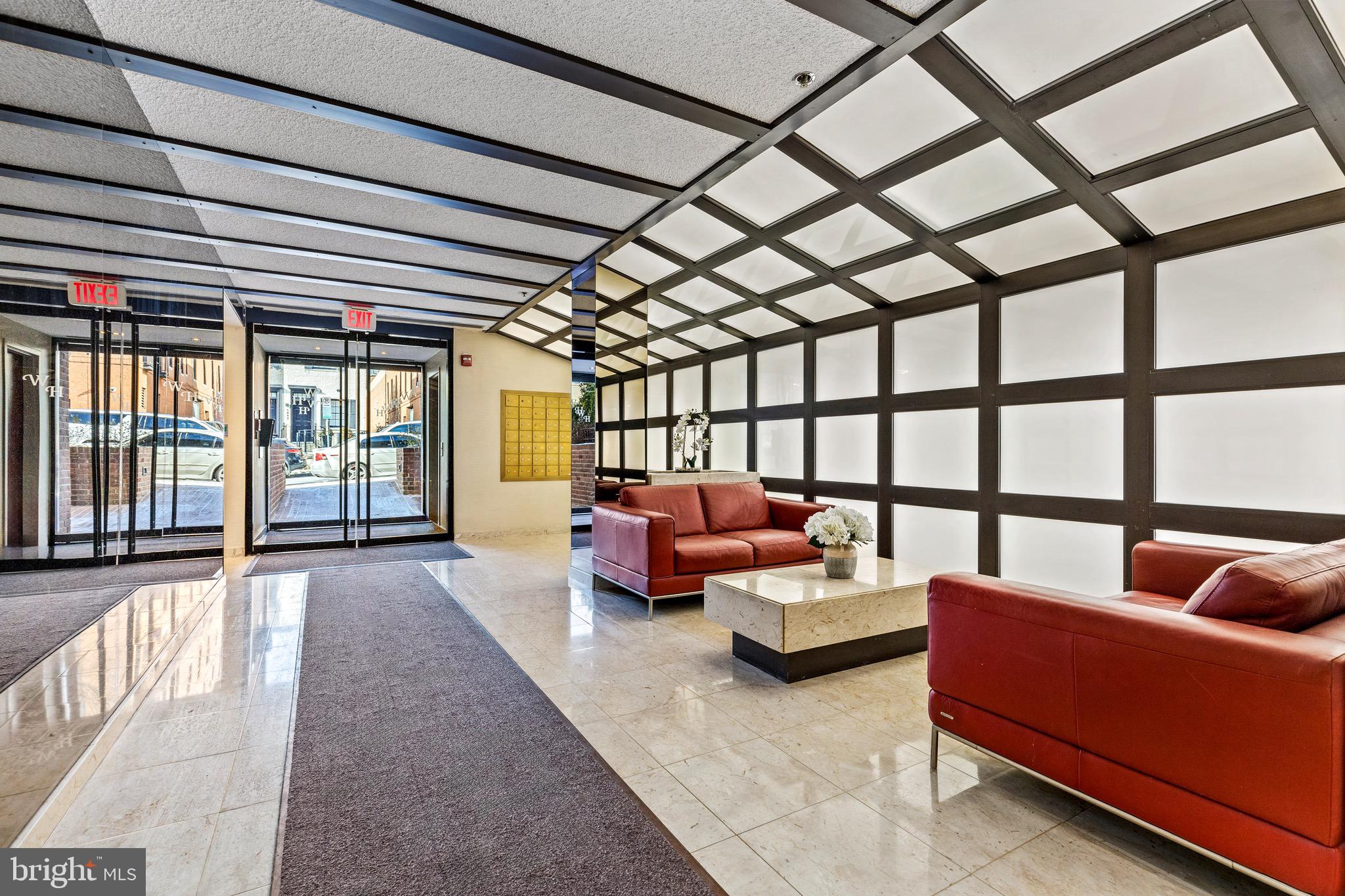 1045 31ST STREET NW 12