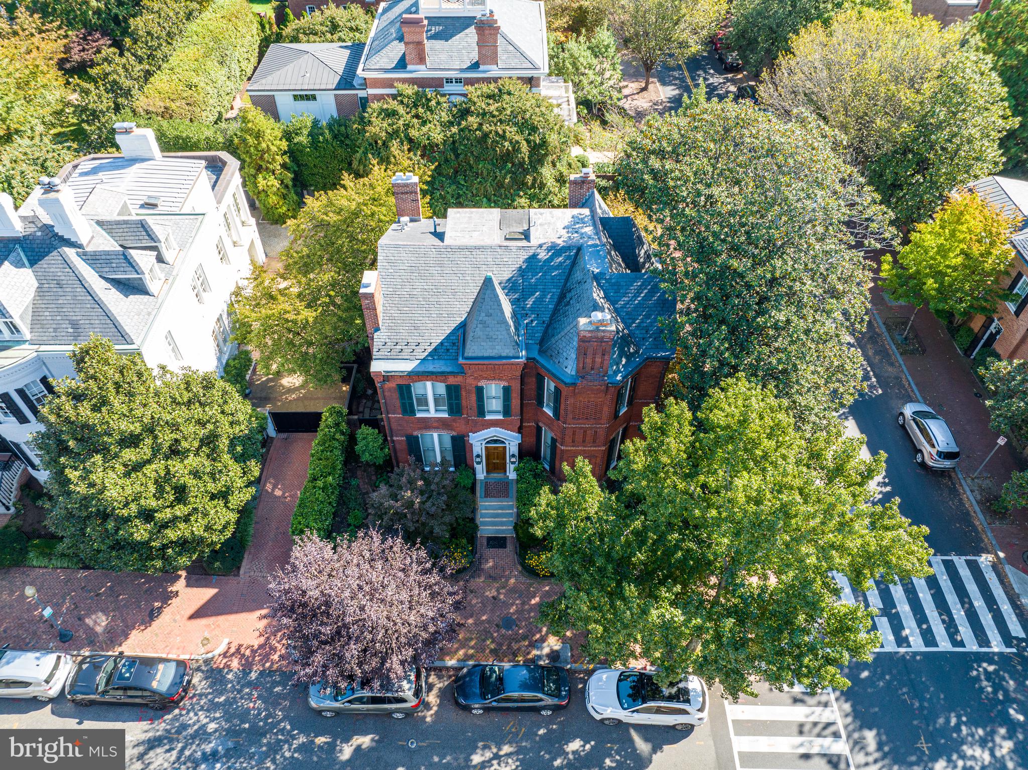 1601 28TH STREET NW