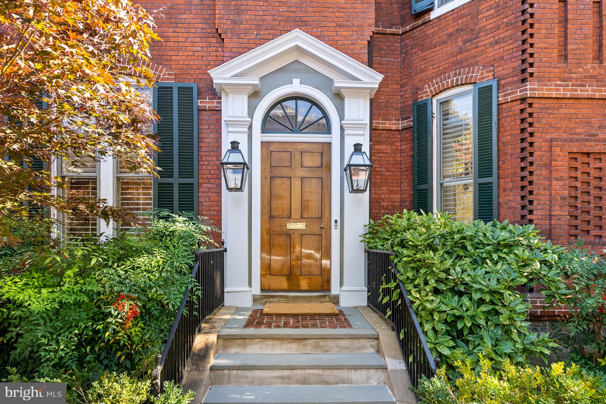 1601 28TH STREET NW