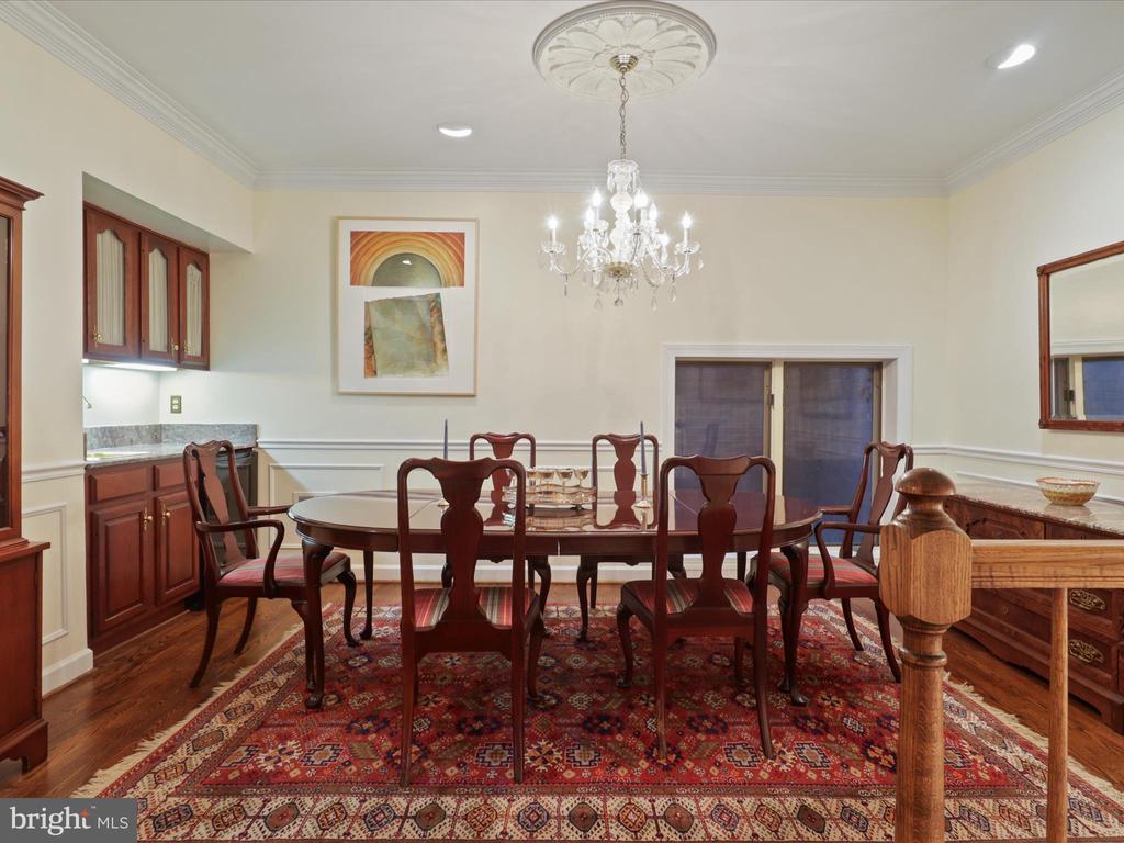 4012 CHANCERY COURT NW
