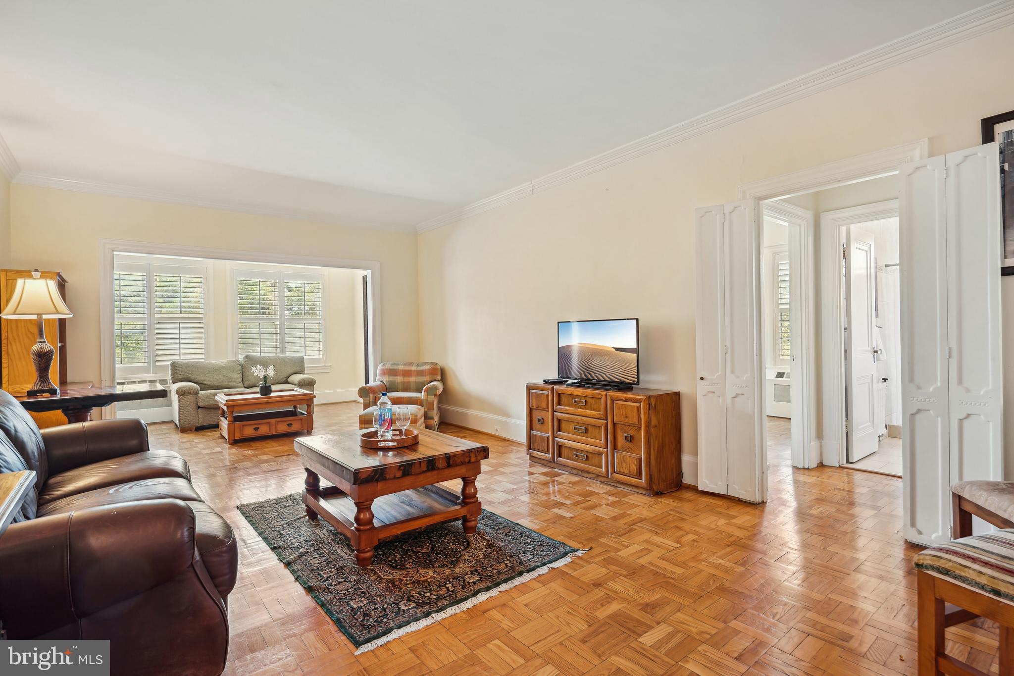 3900 CATHEDRAL AVENUE NW 301A