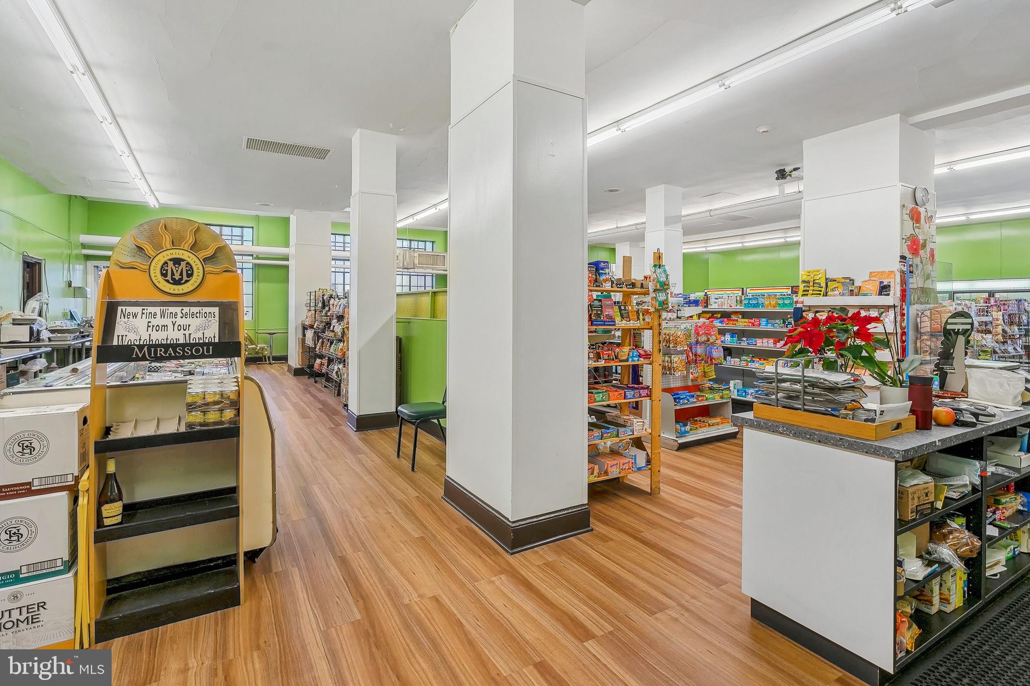 3900 CATHEDRAL AVENUE NW 301A