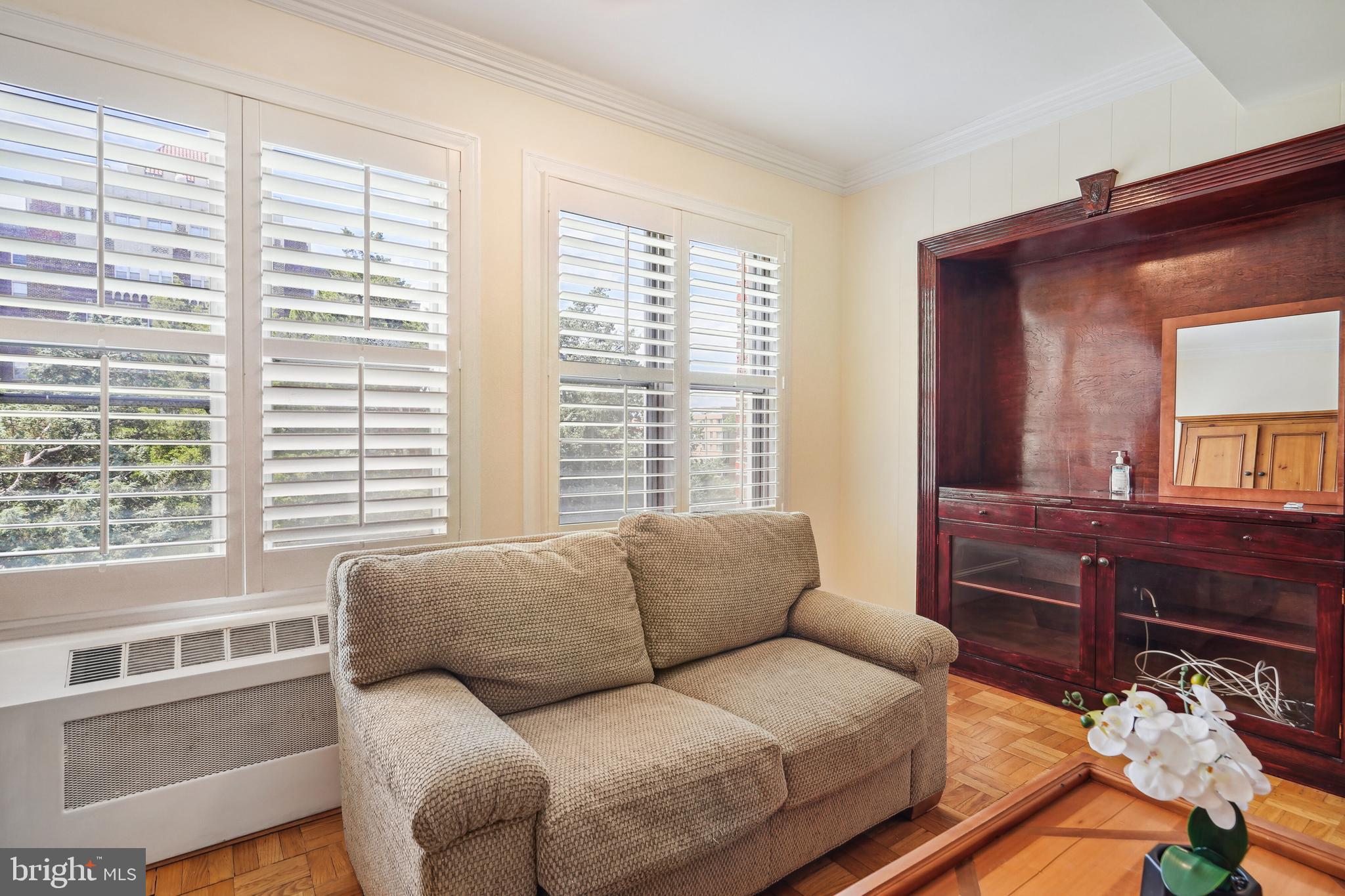 3900 CATHEDRAL AVENUE NW 301A