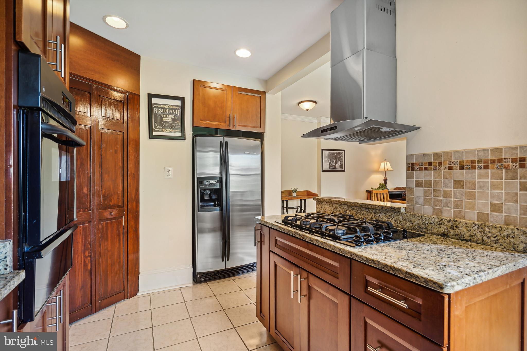 3900 CATHEDRAL AVENUE NW 301A
