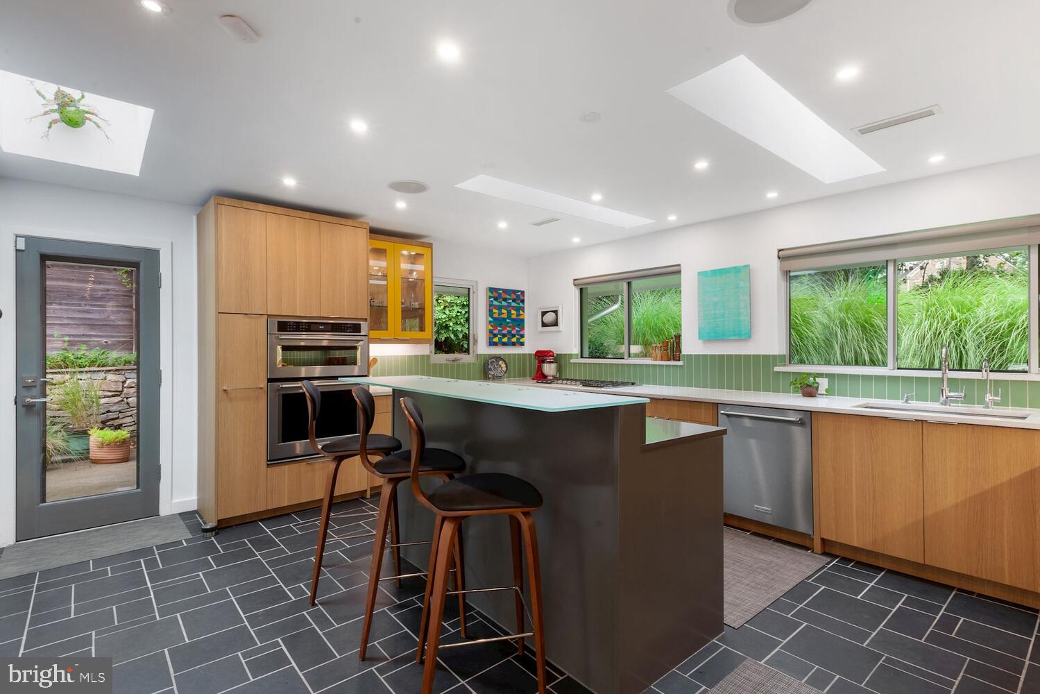 2828 BRANDYWINE STREET NW